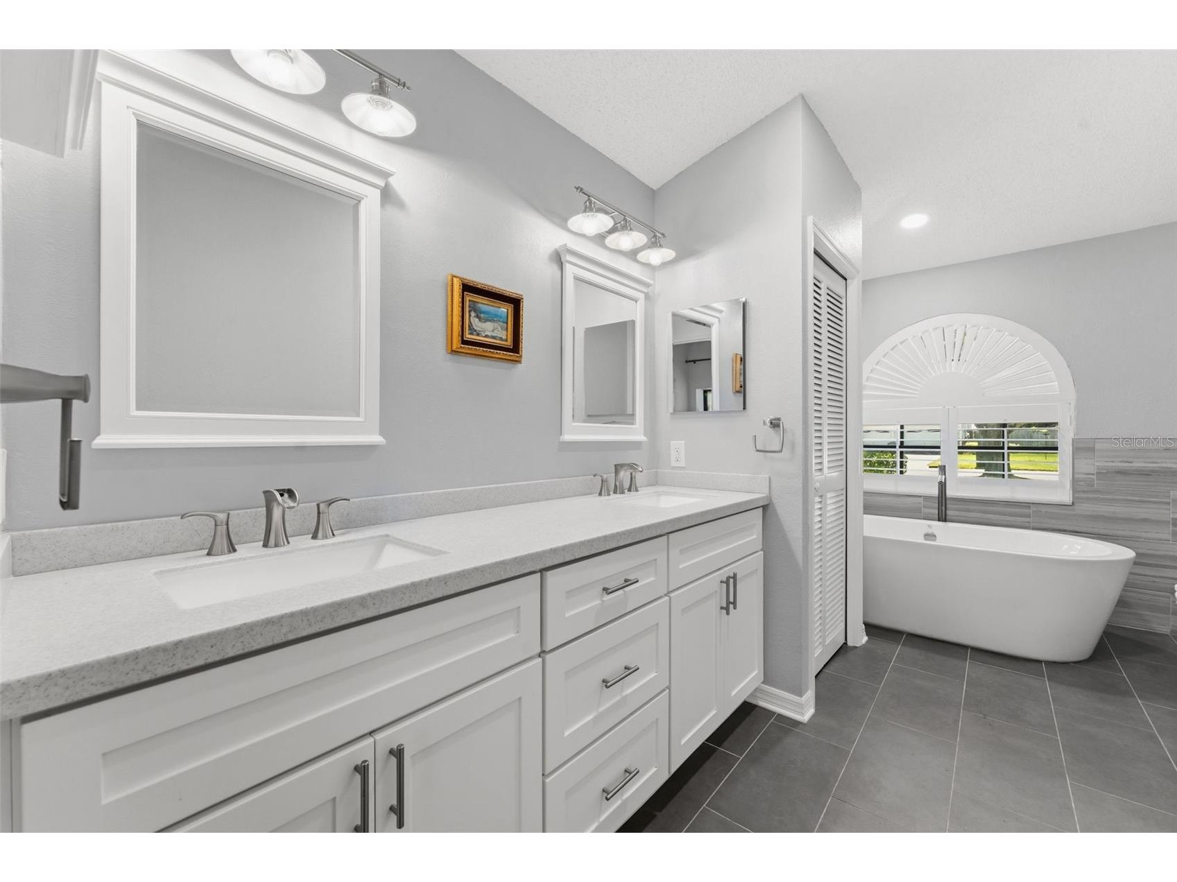 3285 Tarpon Woods Boulevard Palm Harbor FL 34685 TB8503463 image12