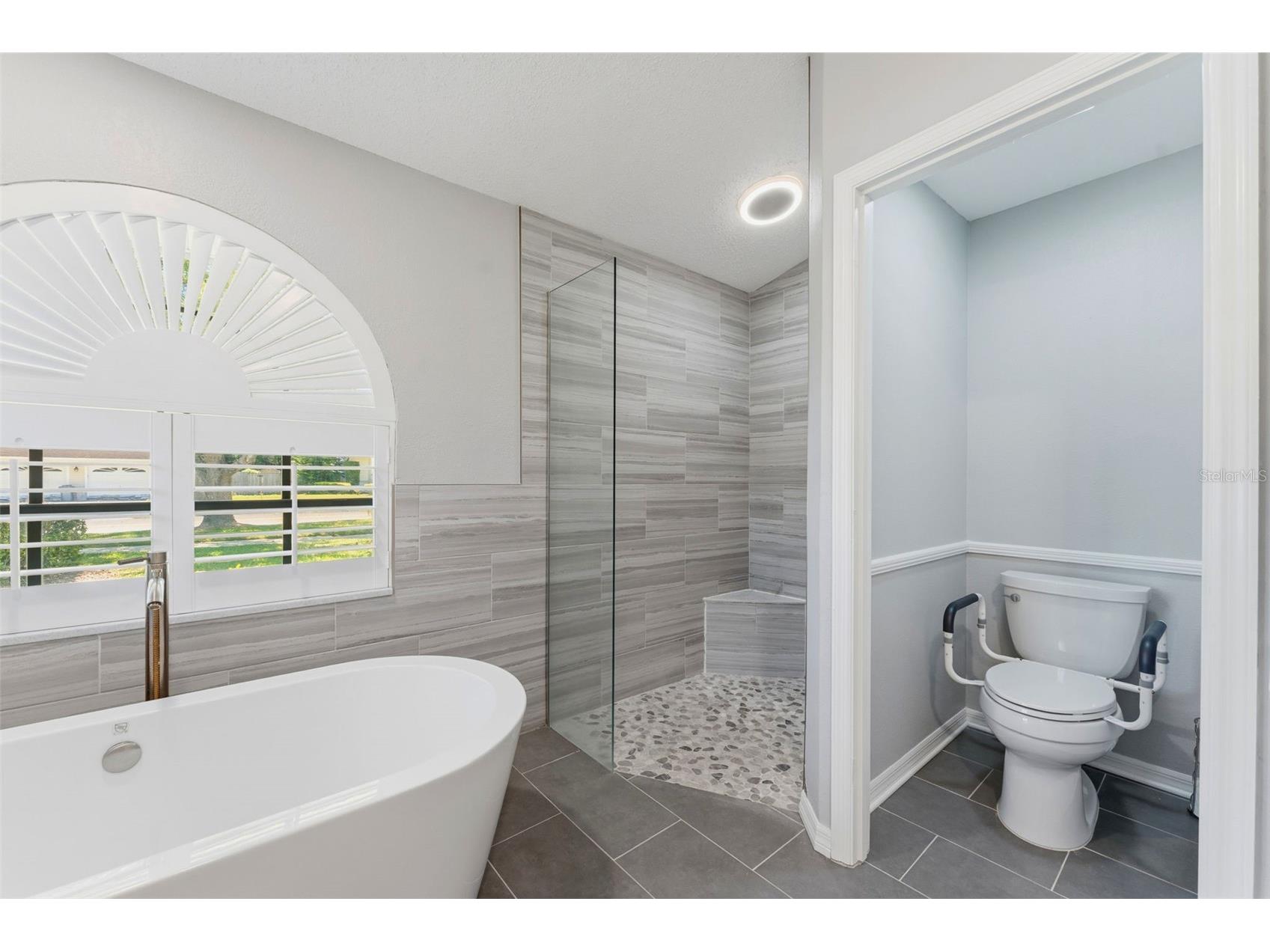 3285 Tarpon Woods Boulevard Palm Harbor FL 34685 TB8503463 image13