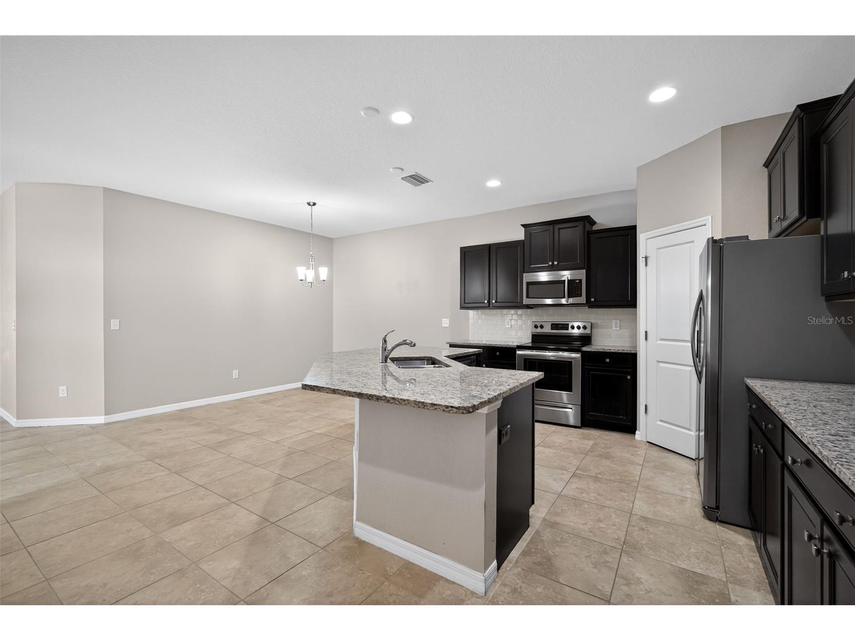 32869 Woodthrush Way Wesley Chapel FL 33545 O6392477 image14