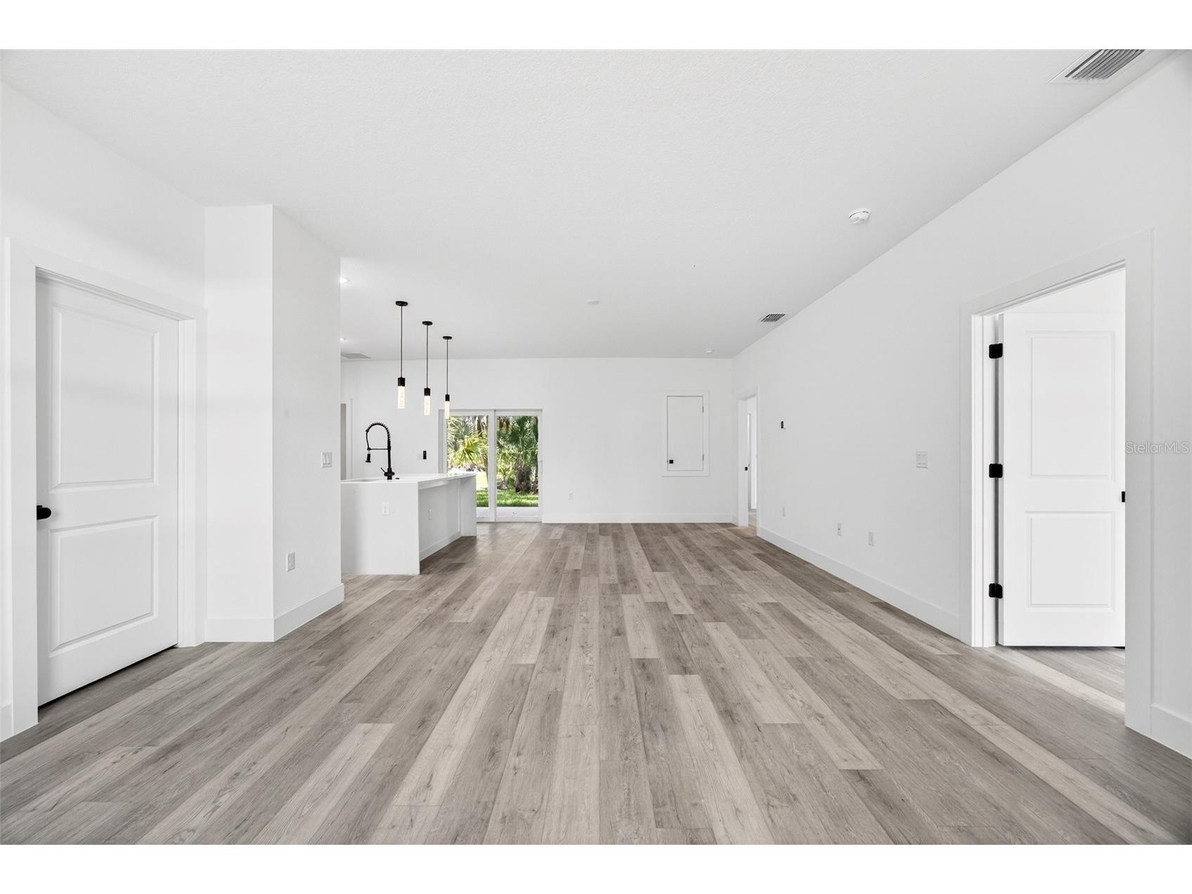 3288 Tishman Avenue North Port FL 34286 C7525466 image5