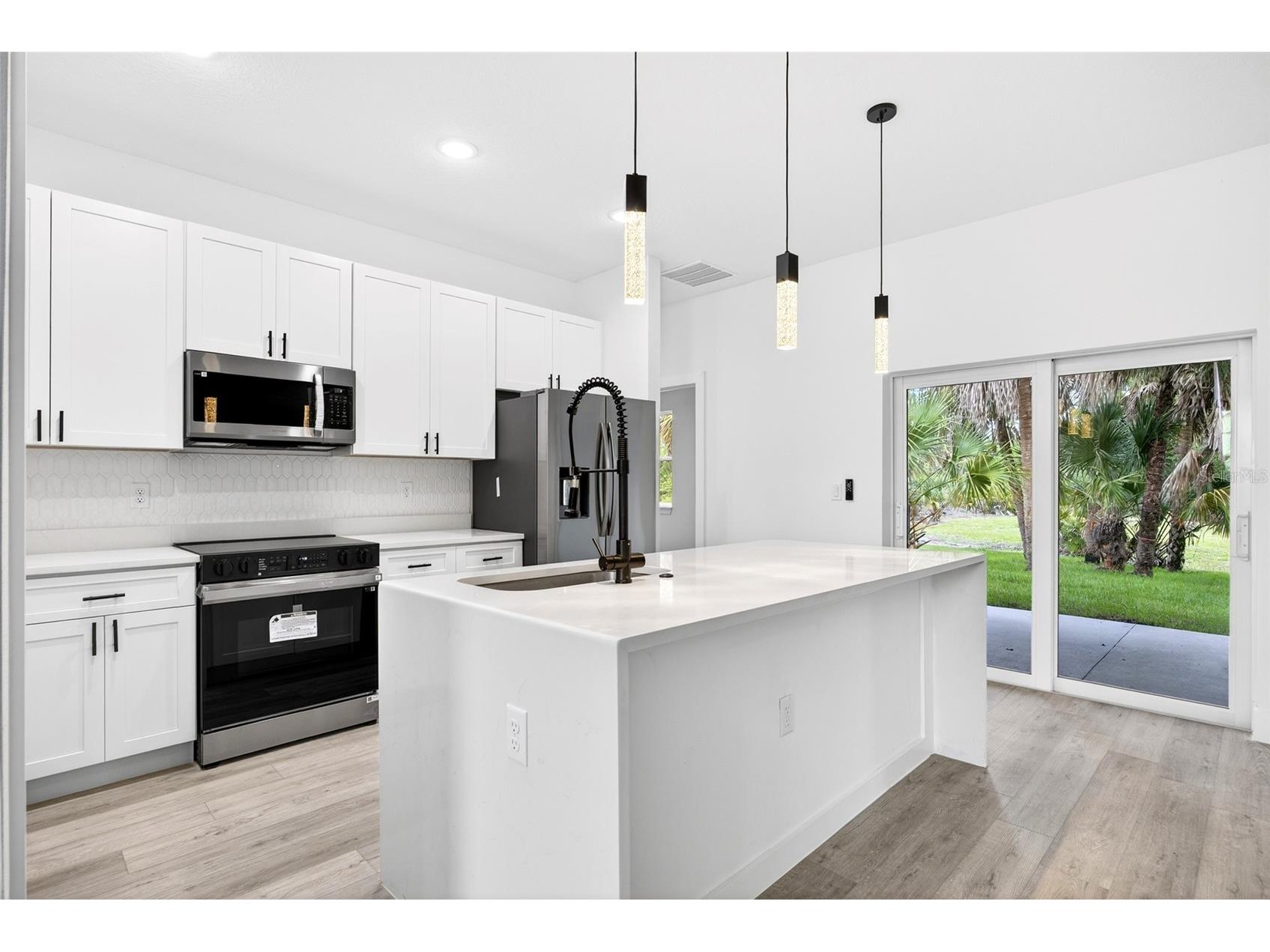 3288 Tishman Avenue North Port FL 34286 C7525466 image6