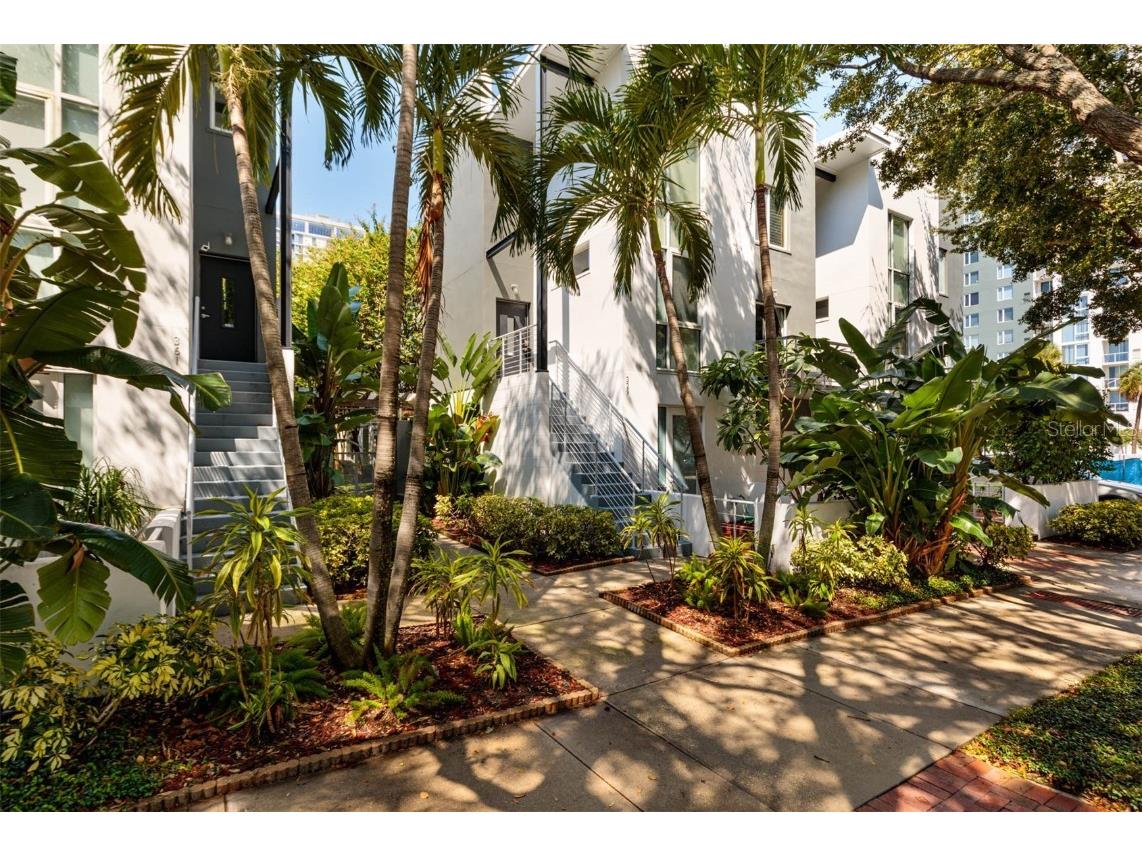 329 4th Avenue S Saint Petersburg FL 33701 U8214123 image1