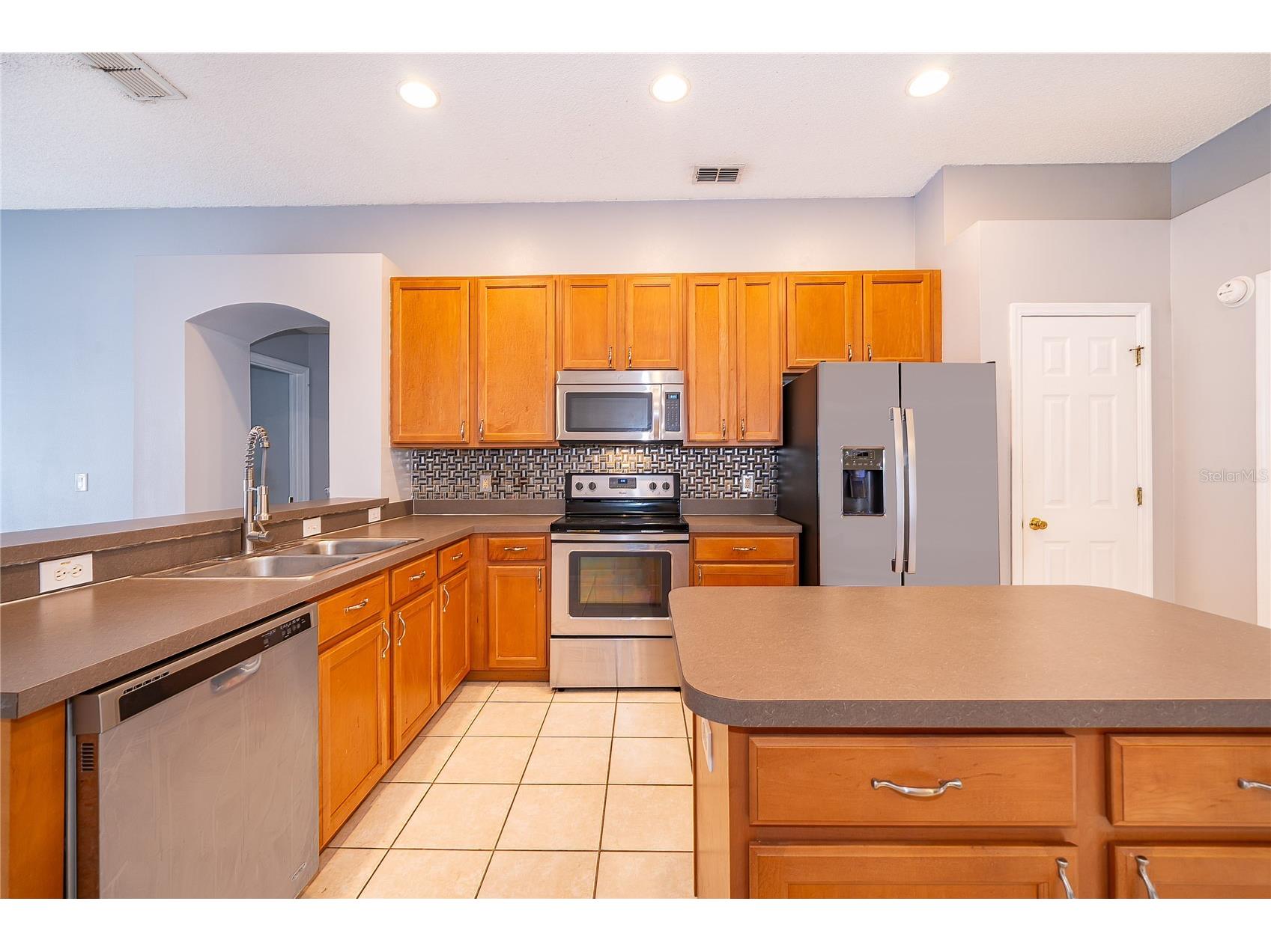 329 Atwell Lane Davenport FL 33897 O6407319 image4