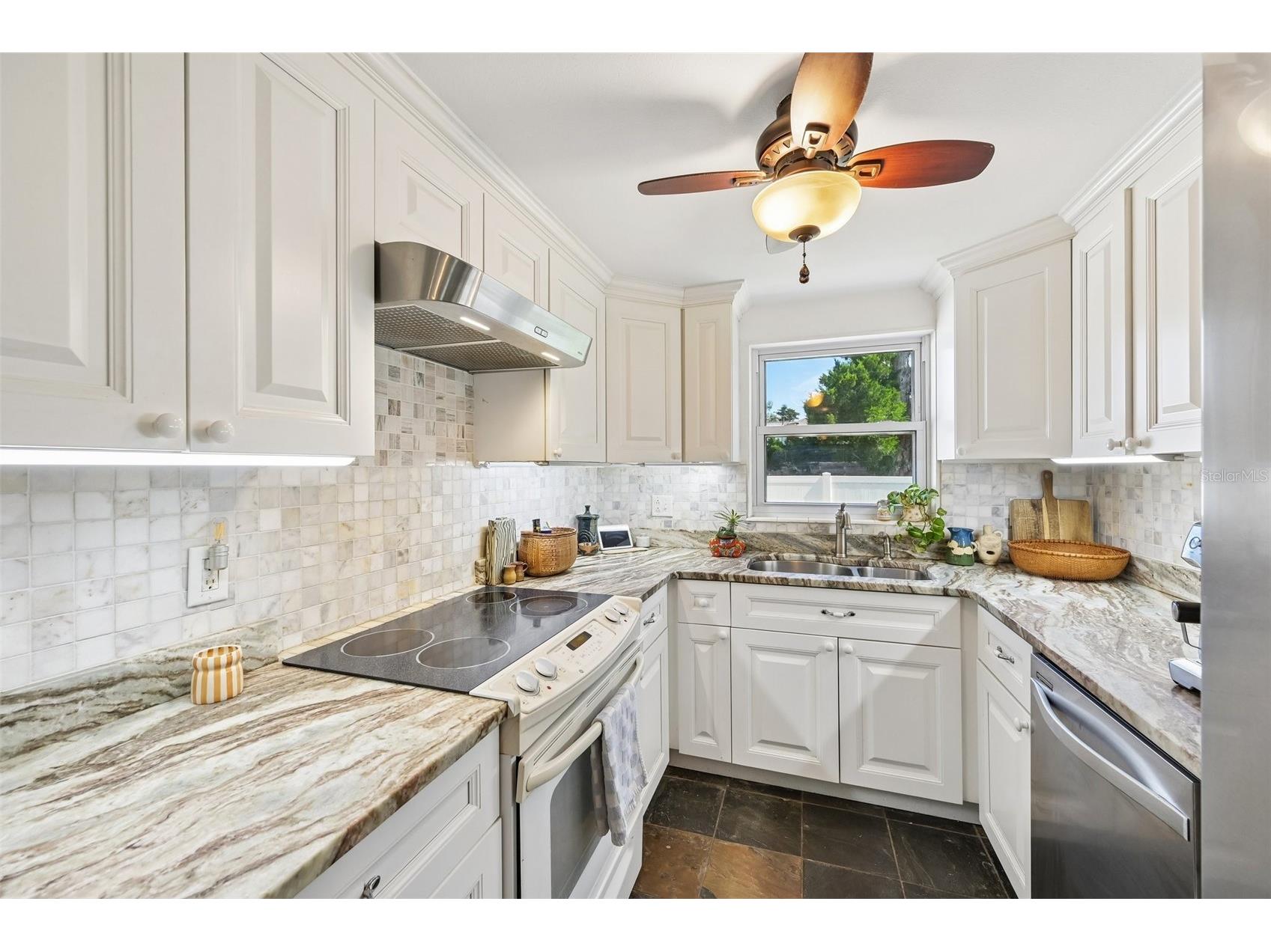 329 Bay Vista Avenue Osprey FL 34229 A4699464 image10