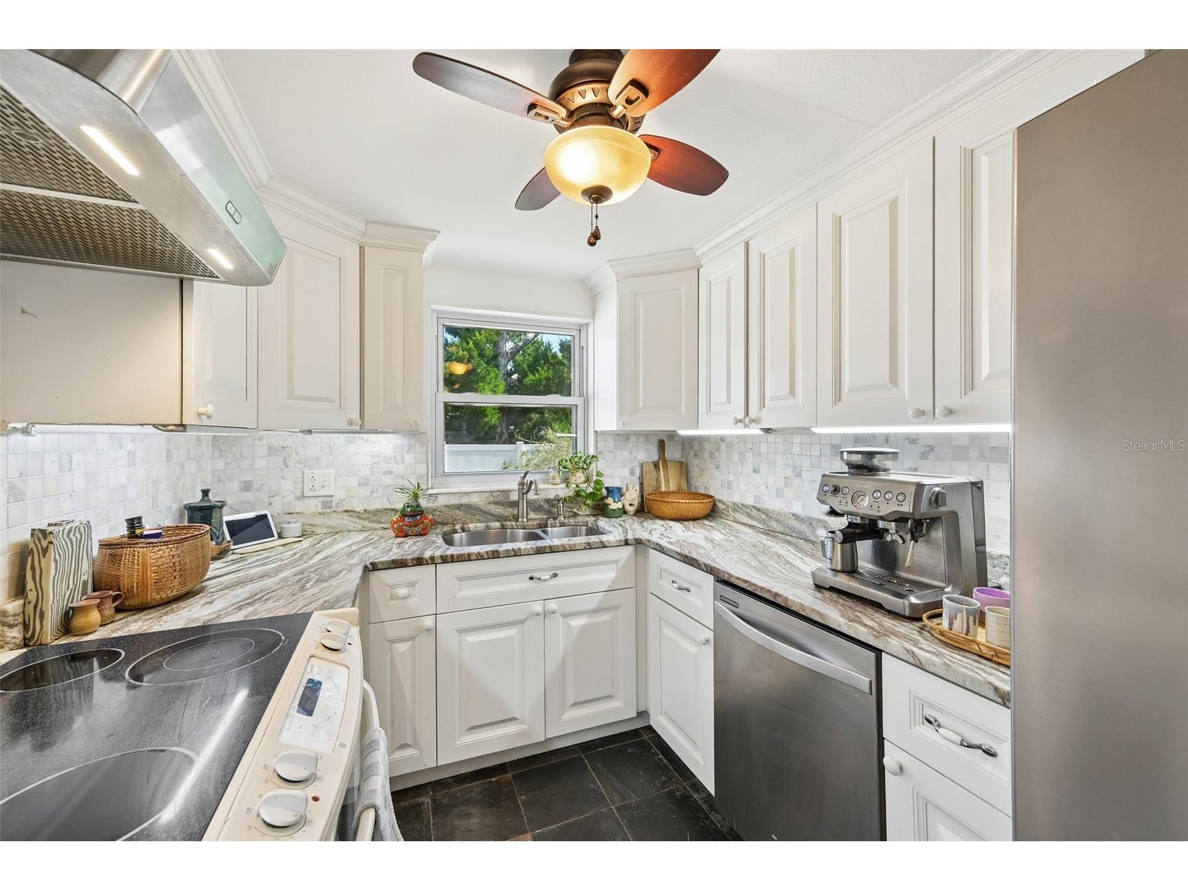 329 Bay Vista Avenue Osprey FL 34229 A4699464 image11