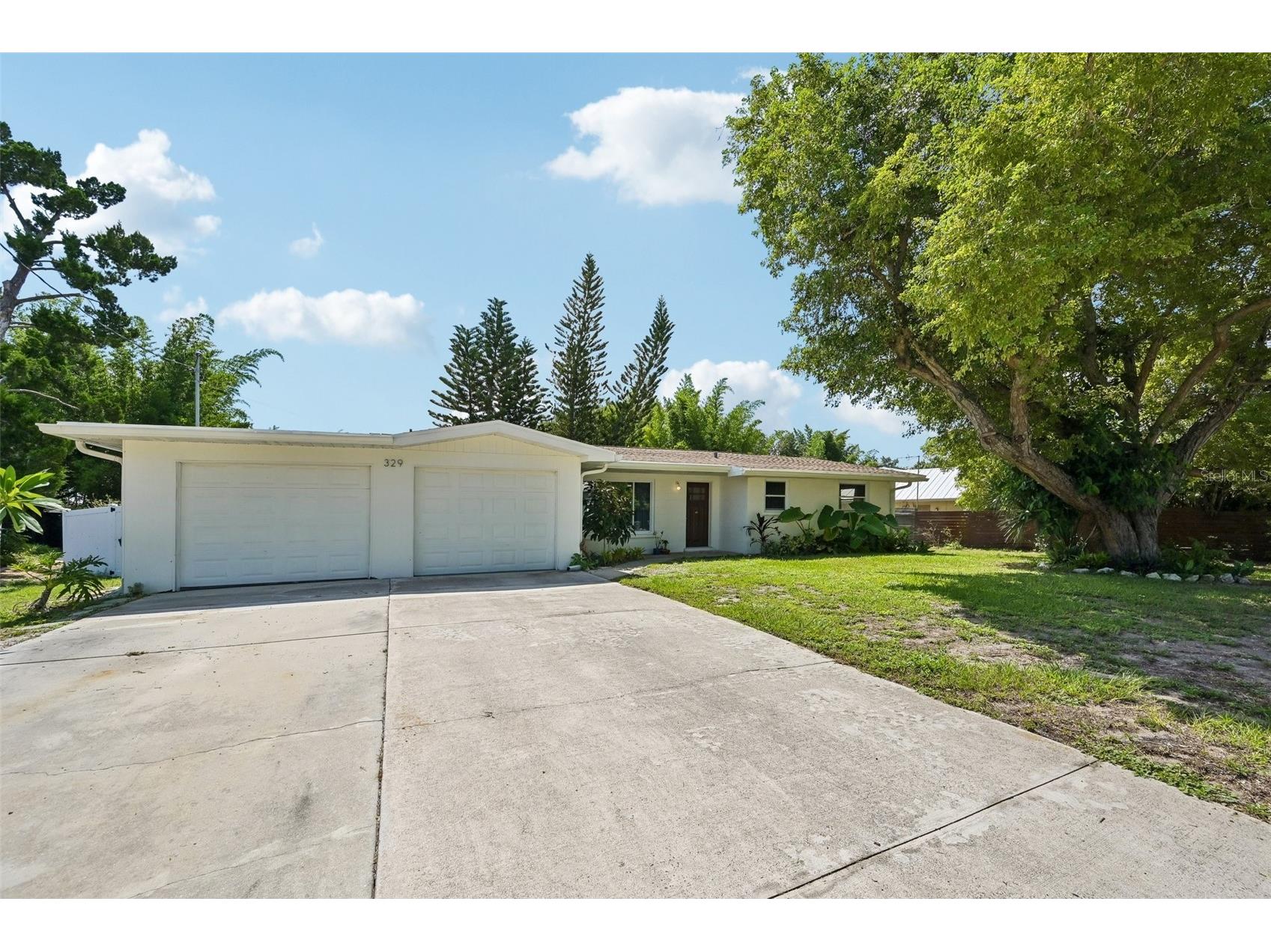 329 Bay Vista Avenue Osprey FL 34229 A4699464 image3
