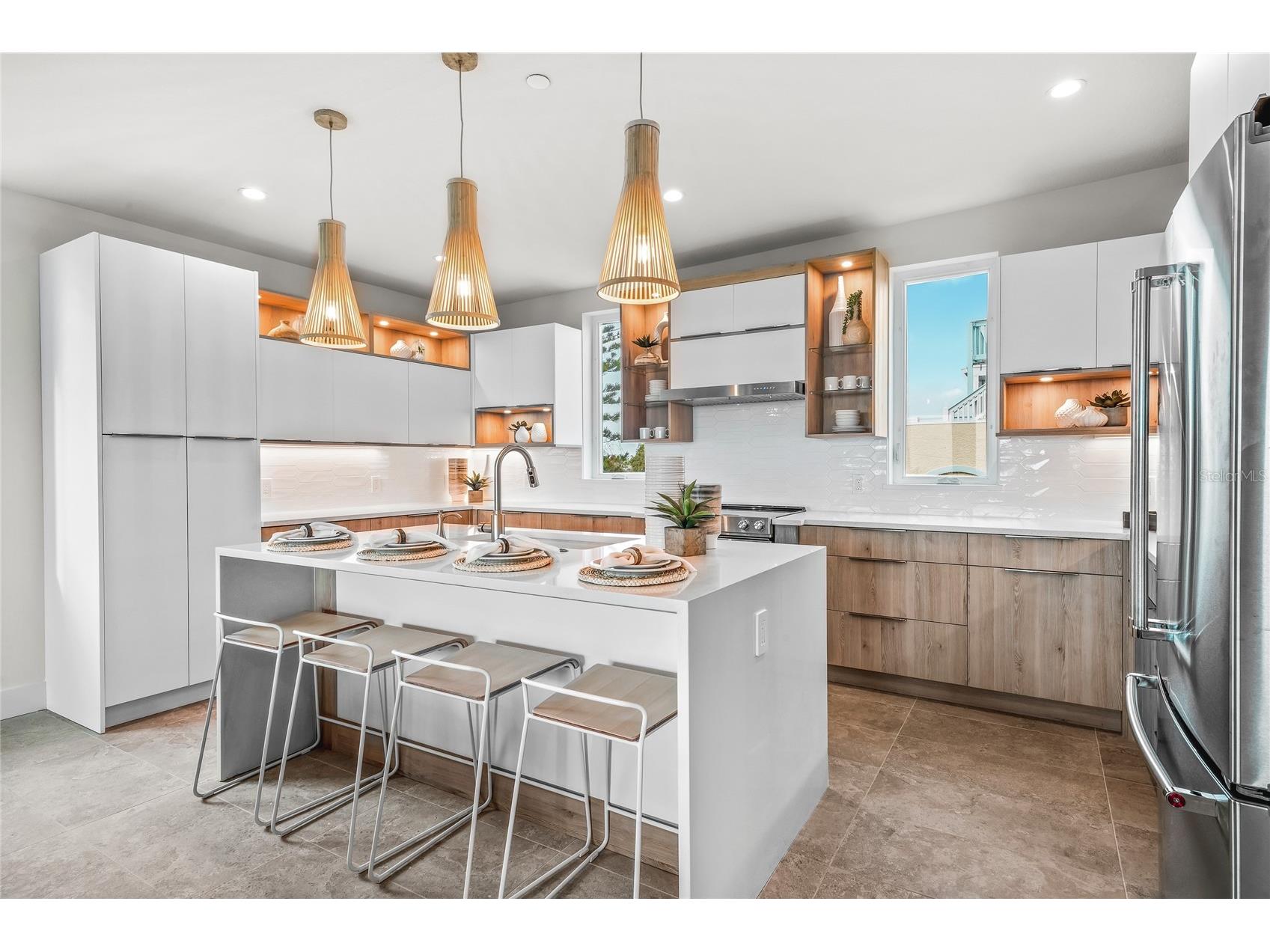 329 Beach Road #A Sarasota FL 34242 A4688489 image25