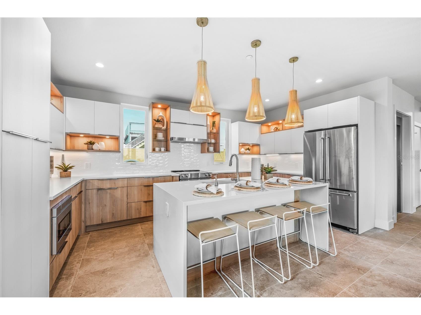 329 Beach Road #A Sarasota FL 34242 A4688489 image26