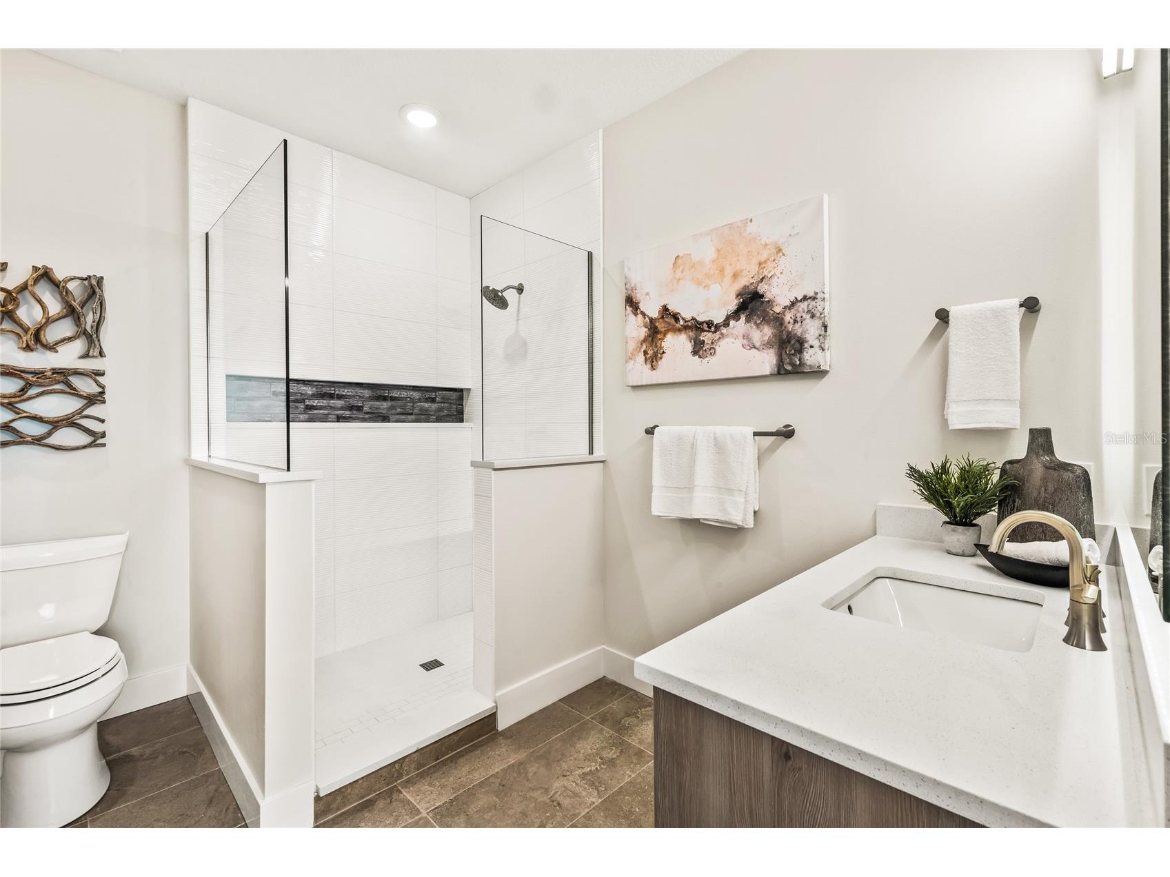 329 Beach Road #A Sarasota FL 34242 A4688489 image33