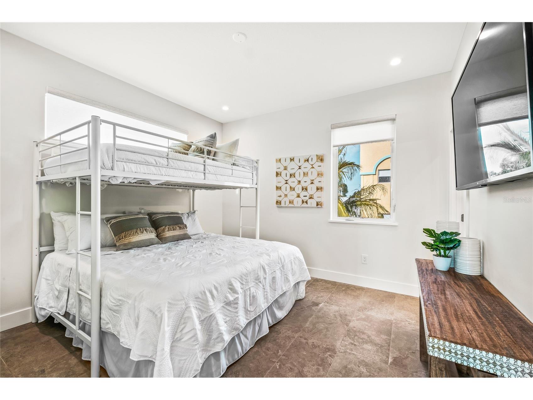 329 Beach Road #A Sarasota FL 34242 A4688489 image37