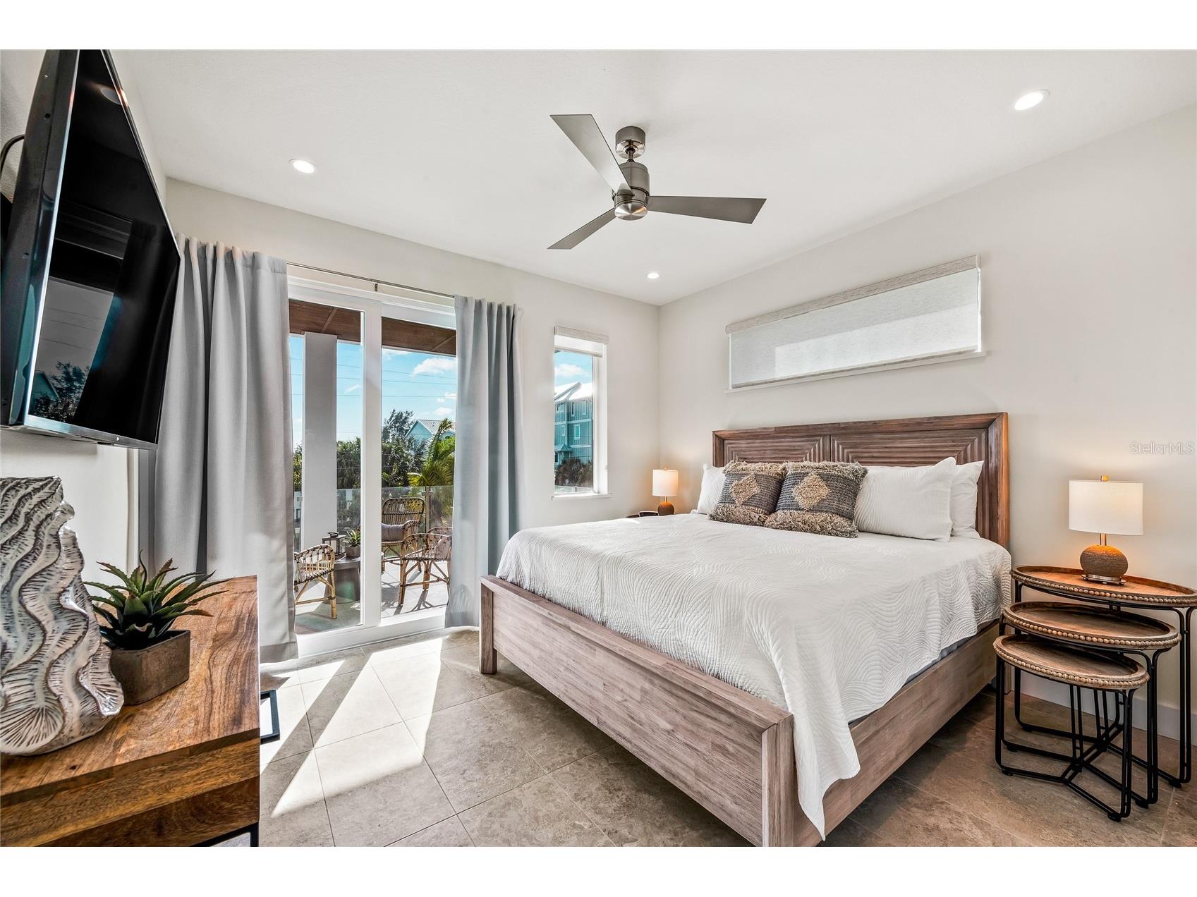 329 Beach Road #A Sarasota FL 34242 A4688489 image39