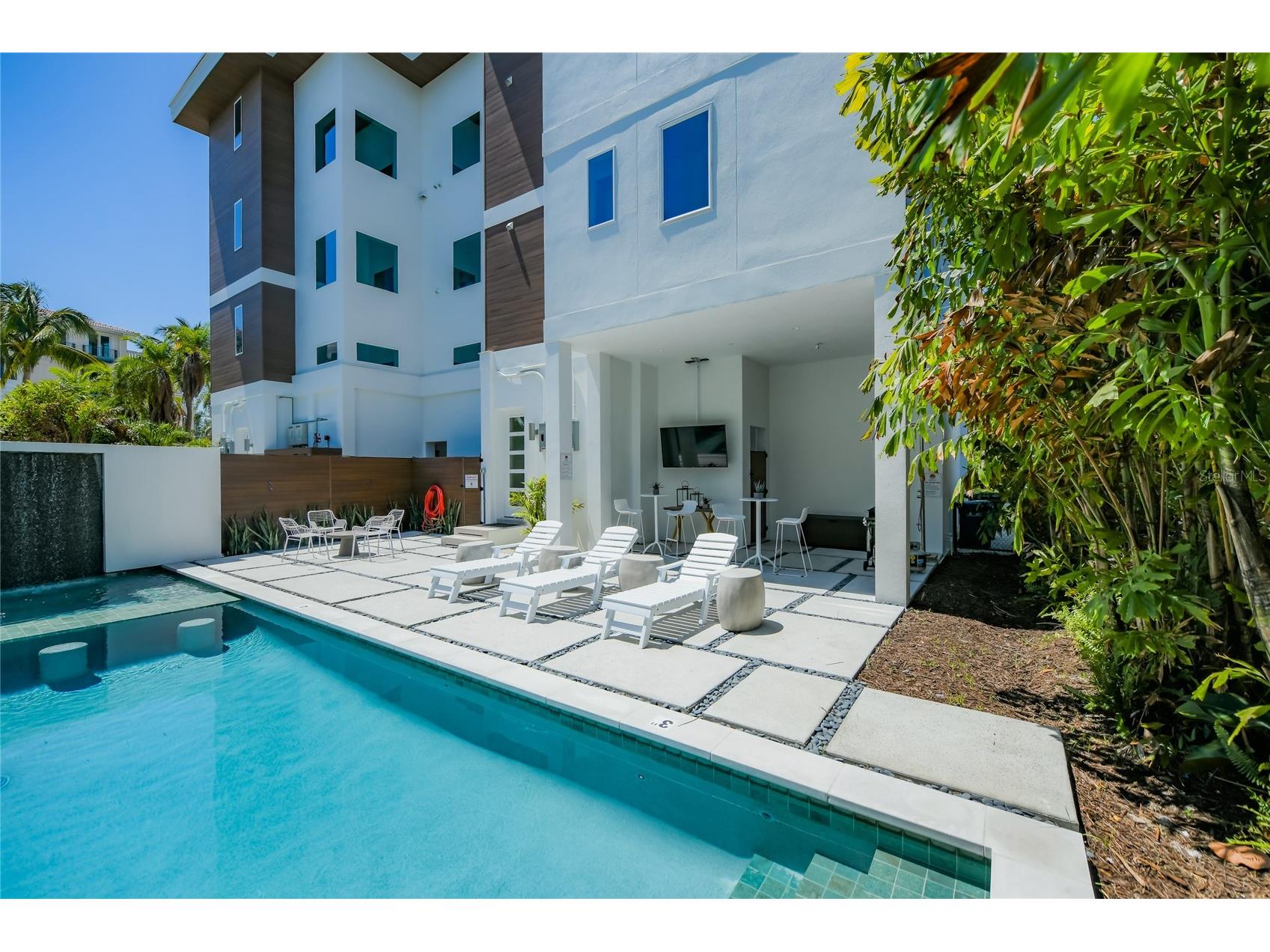 329 Beach Road #A Sarasota FL 34242 A4688489 image7