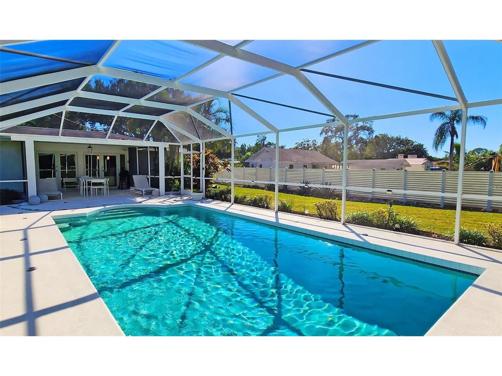 329 Bernard Avenue Sarasota FL 34243 - SARASOTA BAY A4697412 image3