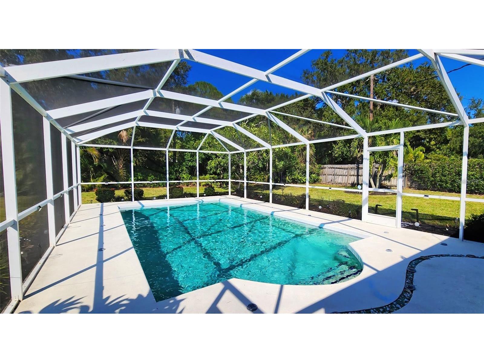 329 Bernard Avenue Sarasota FL 34243 - SARASOTA BAY A4697412 image4