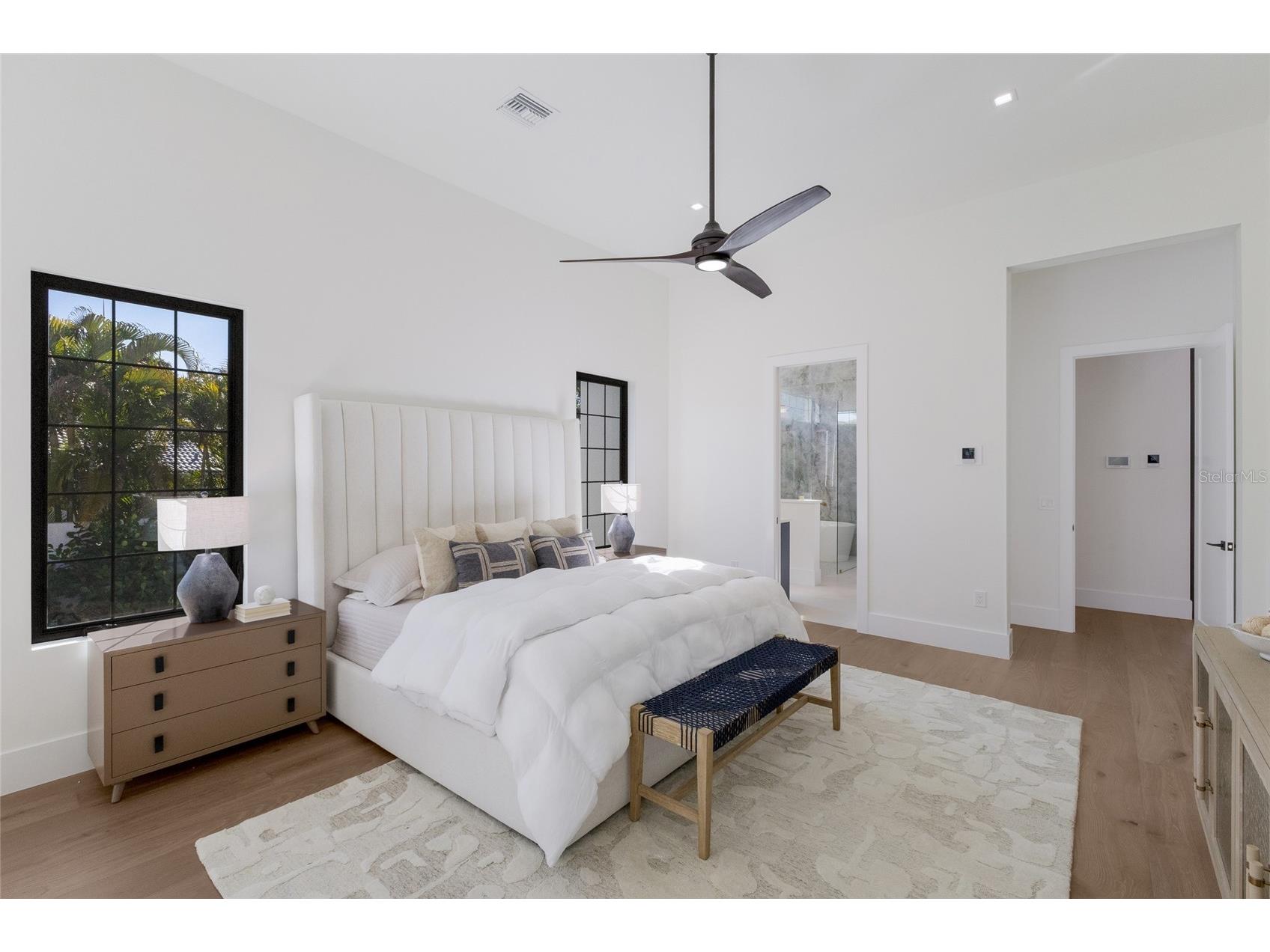 329 Bird Key Drive Sarasota FL 34236 A4681496 image34