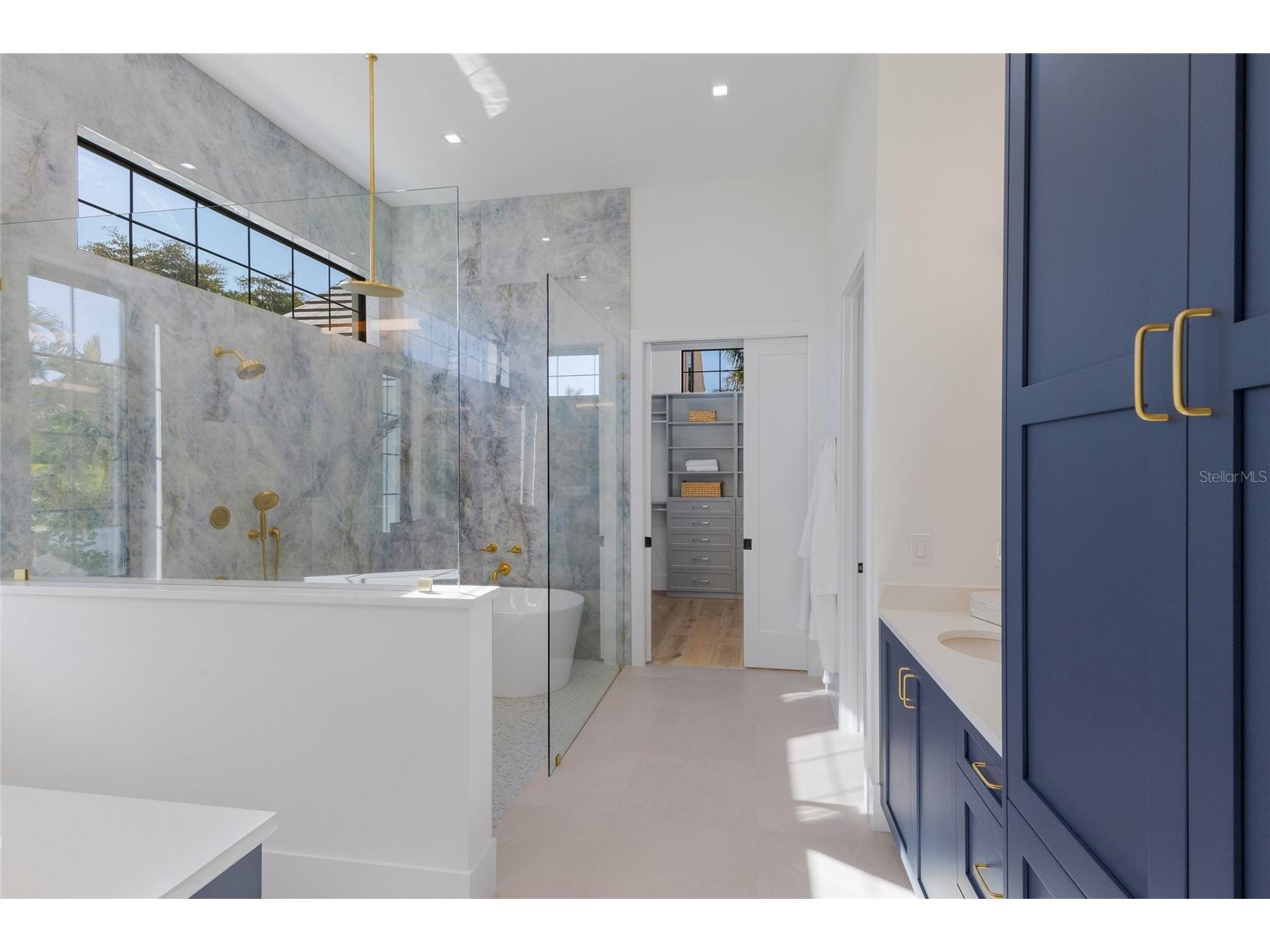 329 Bird Key Drive Sarasota FL 34236 A4681496 image38