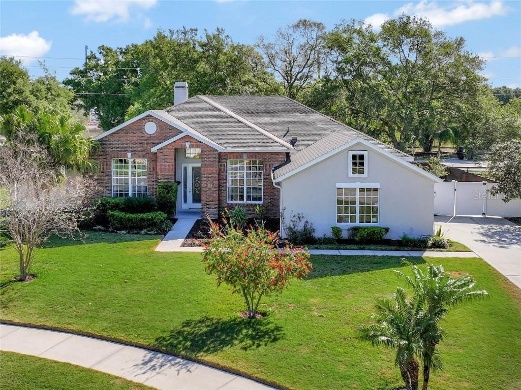 329 Blue Stone Circle Winter Garden FL 34787 - Lake Beulah O6187711 image1