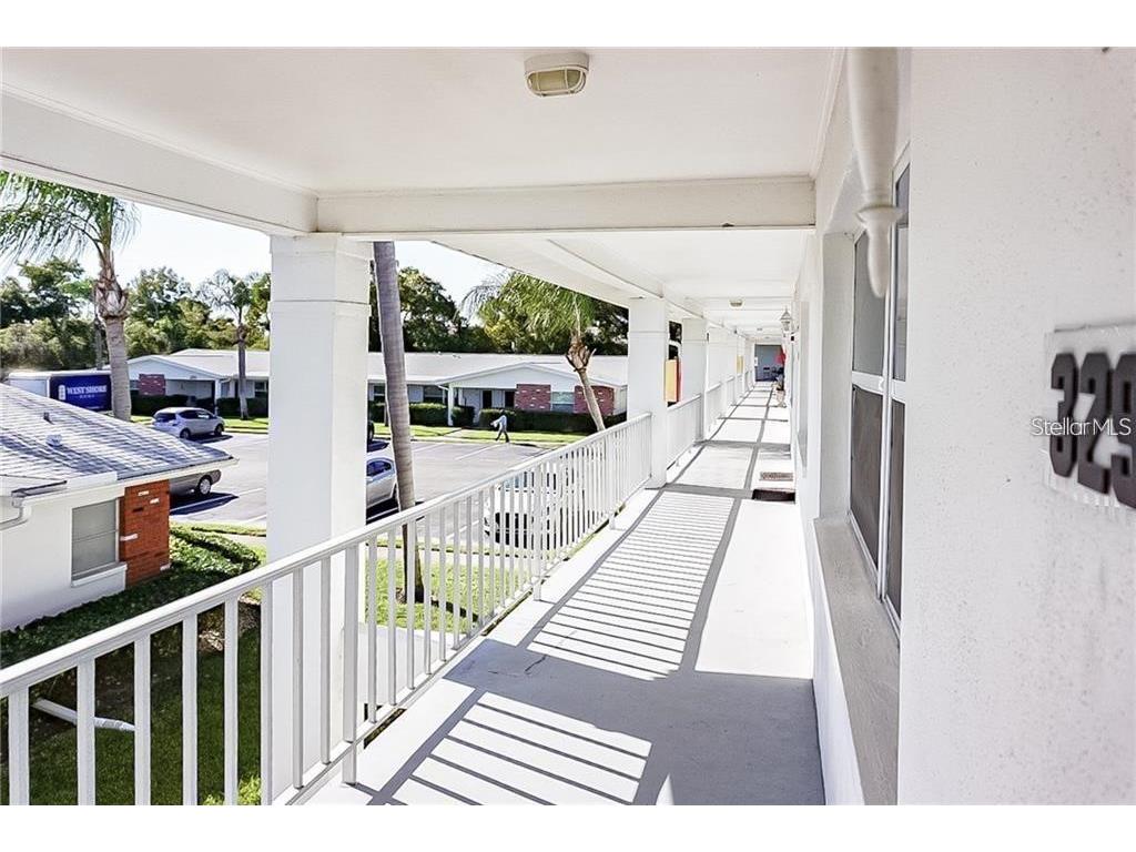 329 Brandy Wine Drive #329 Largo FL 33771 U8218122 image1