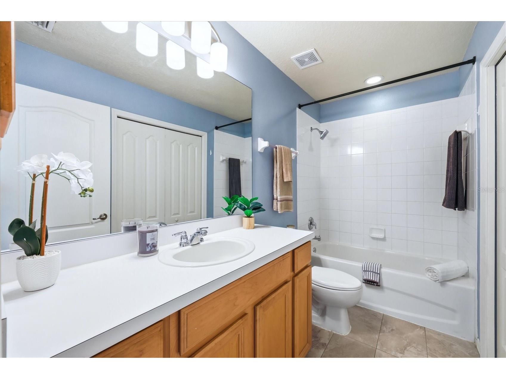 329 Cape Harbour Loop #103 Bradenton FL 34212 A4692429 image26