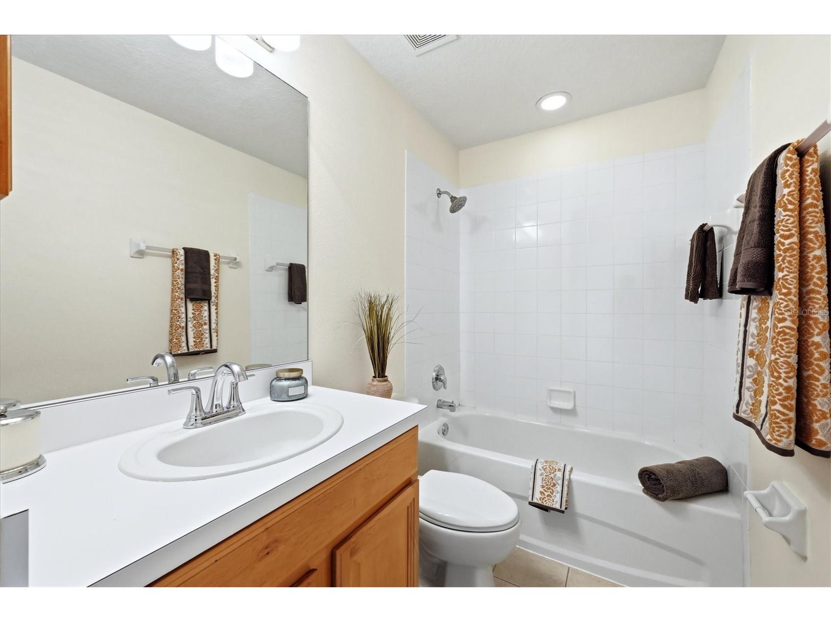 329 Cape Harbour Loop #103 Bradenton FL 34212 A4692429 image29