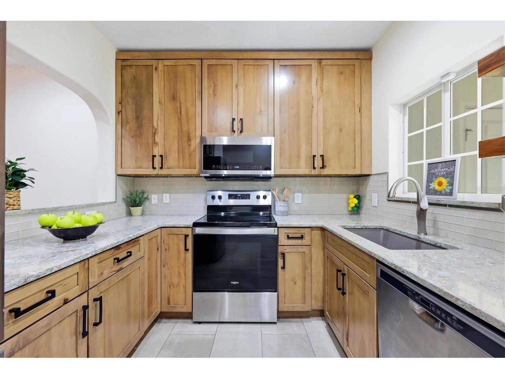 329 Cape Harbour Loop #103 Bradenton FL 34212 A4692429 image9