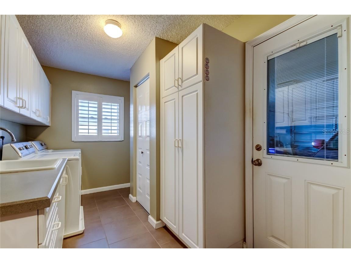 329 Club Manor Drive Sun City Center FL 33573 TB8427286 image49