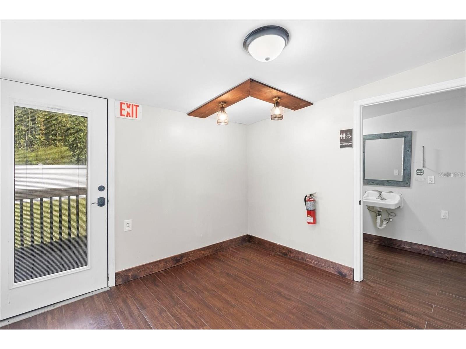 329 Franklin Street Ocoee FL 34761 O6422345 image2