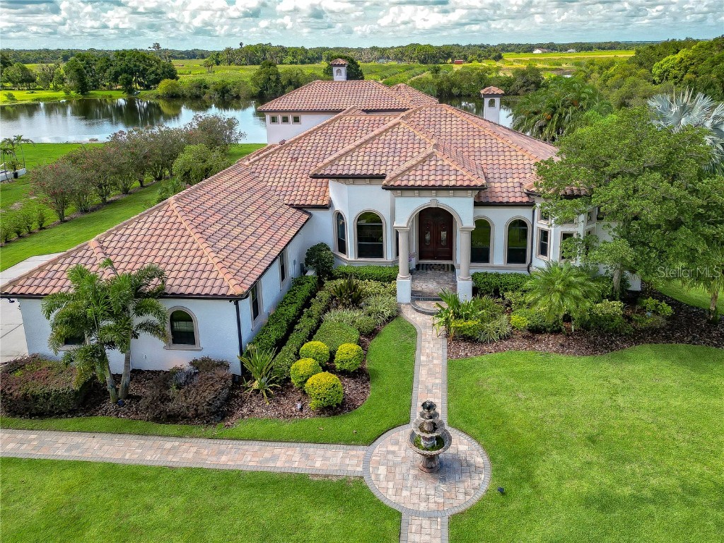 329 Hawk Talon Drive Lithia FL 33547 T3542043 image1