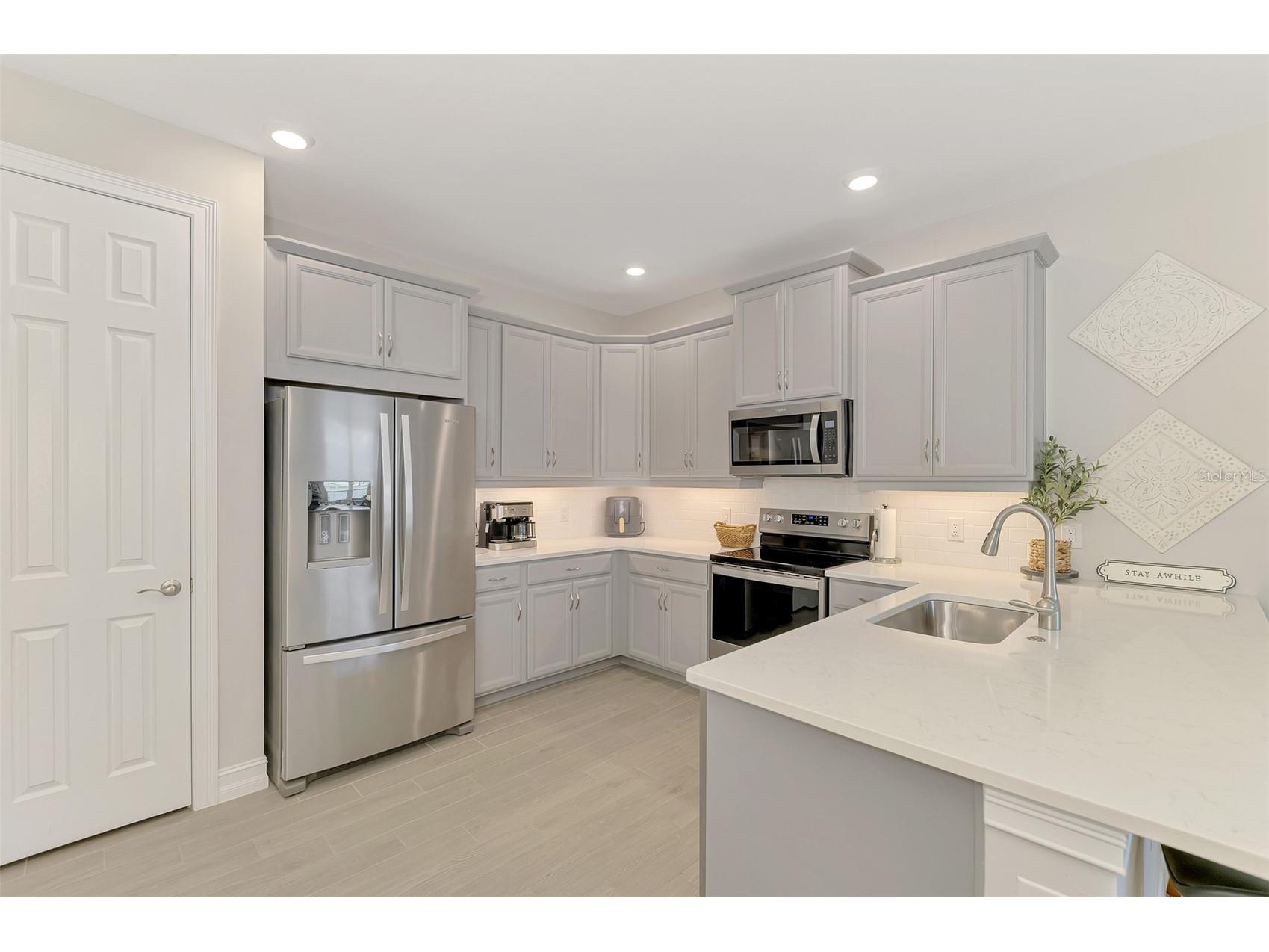 329 Ibiza Loop Venice FL 34292 N6144242 image19