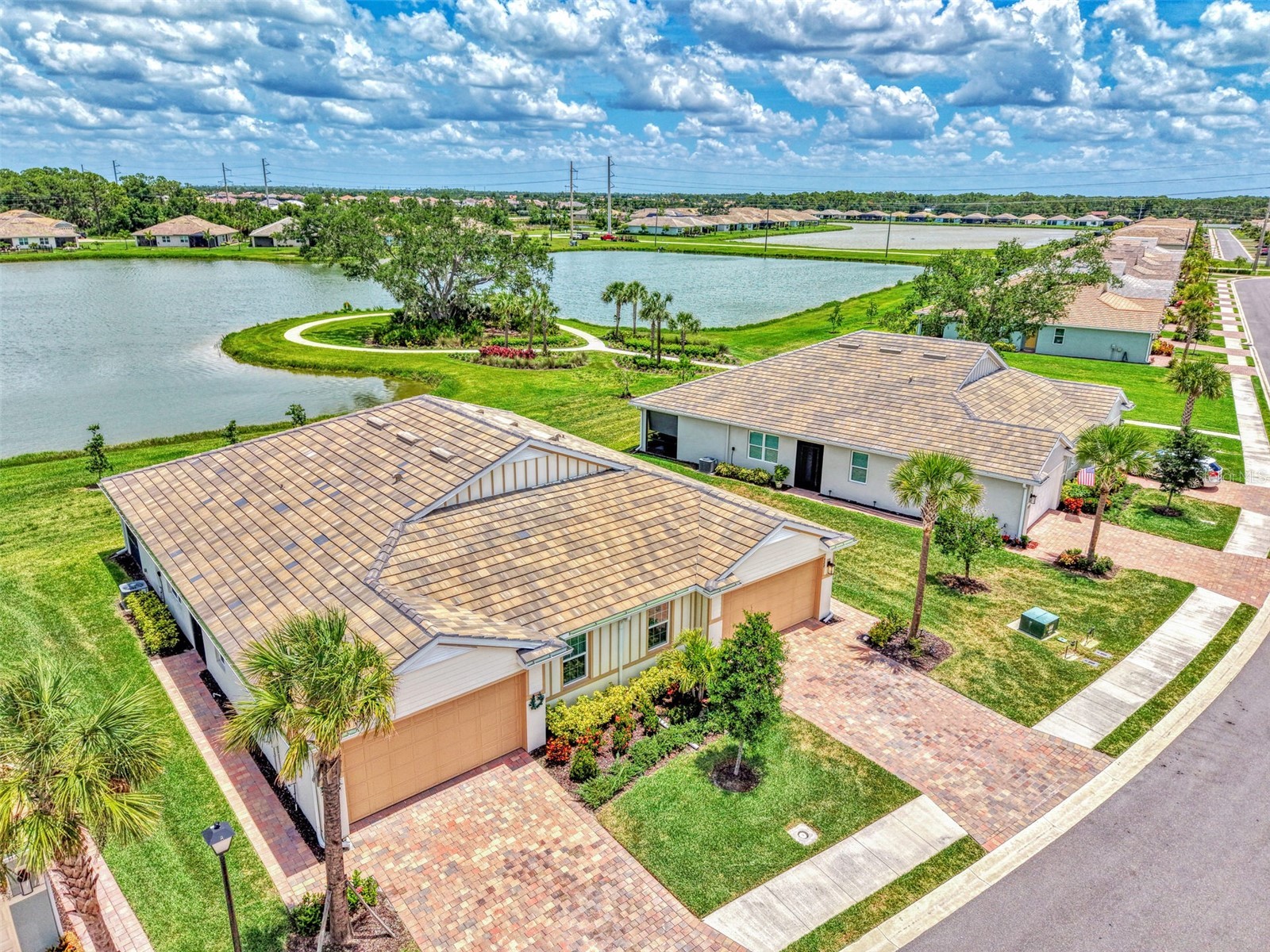 329 Ibiza Loop Venice FL 34292 N6144242 image2