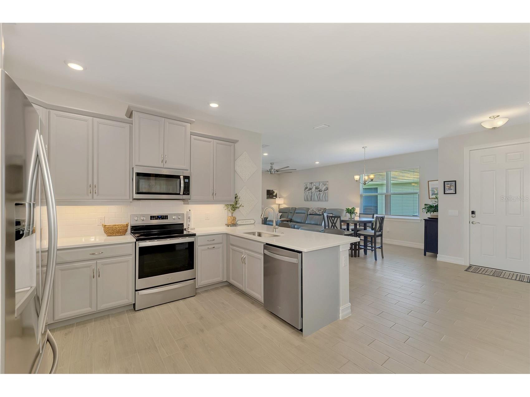 329 Ibiza Loop Venice FL 34292 N6144242 image24