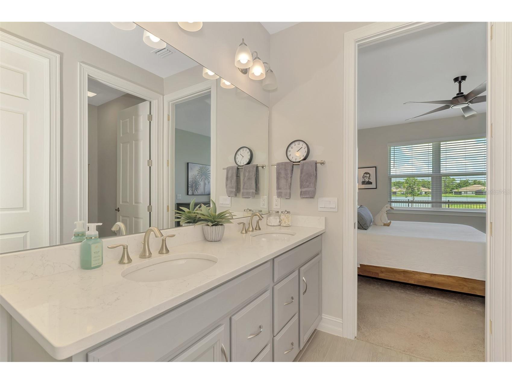 329 Ibiza Loop Venice FL 34292 N6144242 image32
