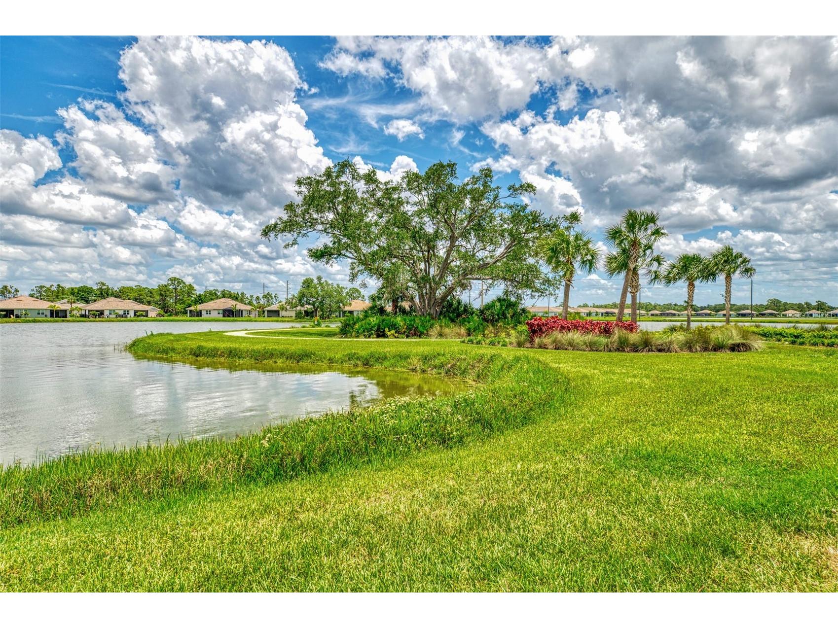 329 Ibiza Loop Venice FL 34292 N6144242 image48