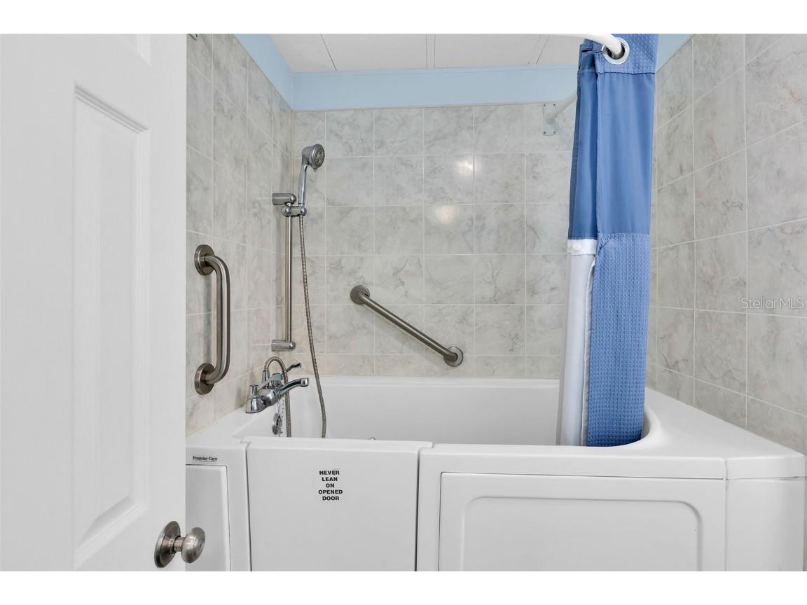 329 La Costa North Port FL 34287 TB8452795 image20