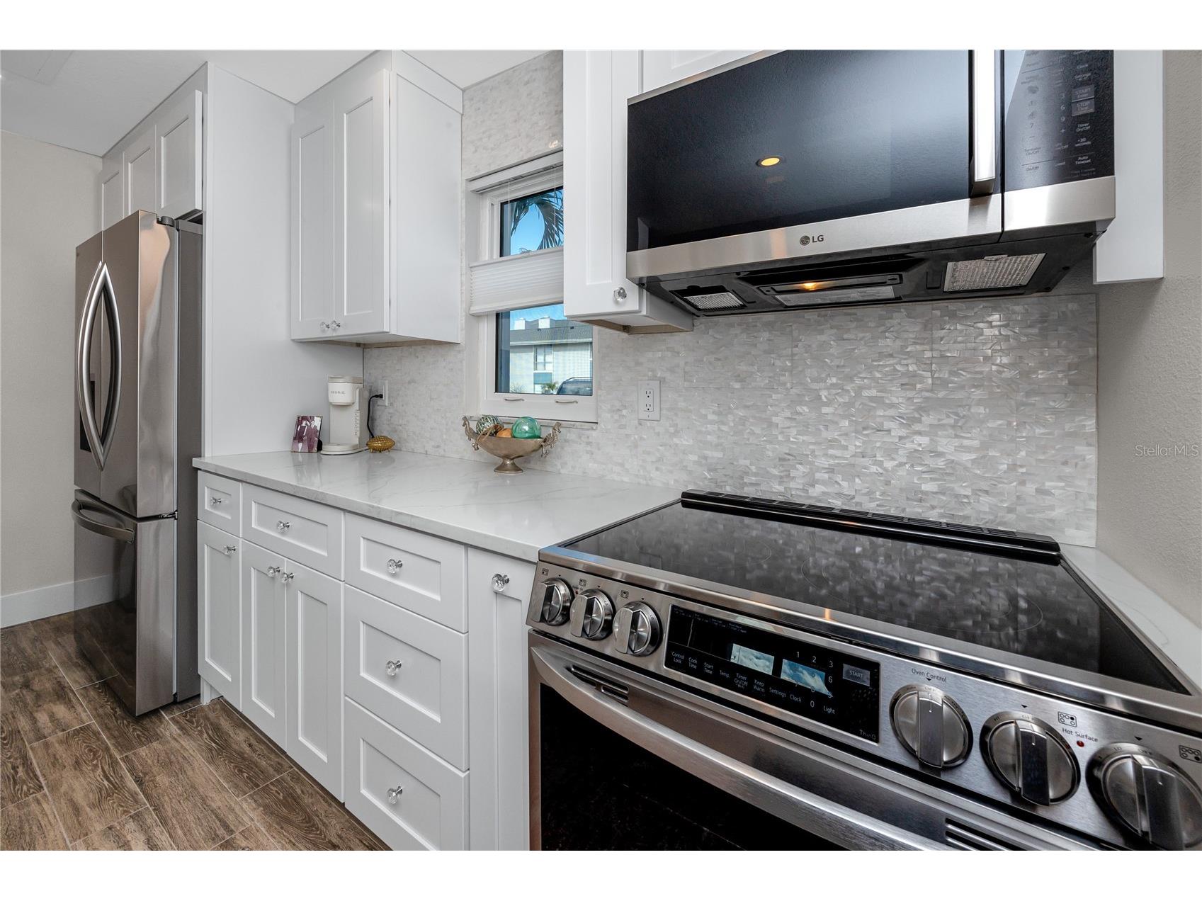 329 Medallion Boulevard #B Madeira Beach FL 33708 - BOCA CIEGA BAY TB8477695 image13