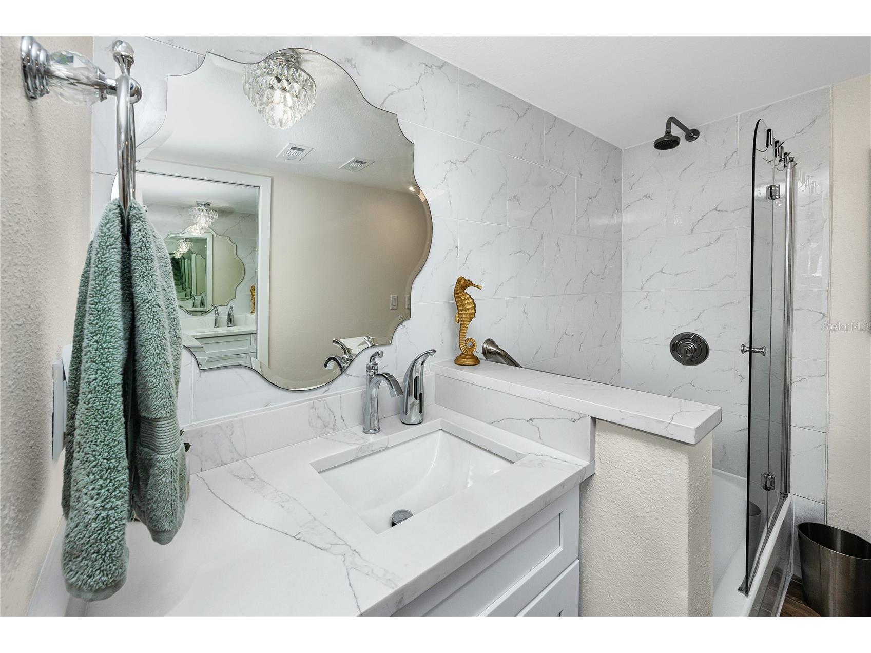 329 Medallion Boulevard #B Madeira Beach FL 33708 - BOCA CIEGA BAY TB8477695 image23