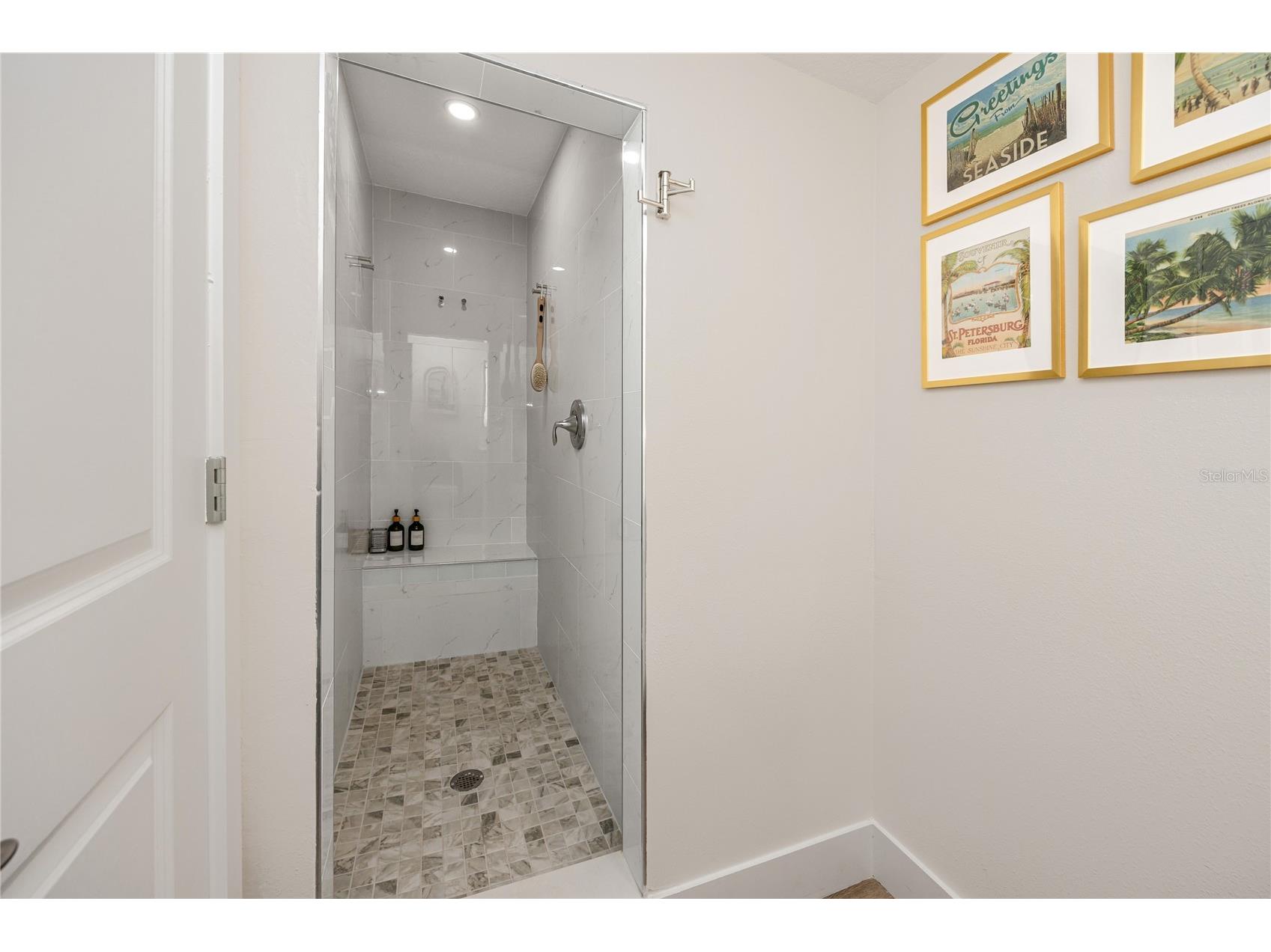 329 Medallion Boulevard #B Madeira Beach FL 33708 - BOCA CIEGA BAY TB8477695 image28