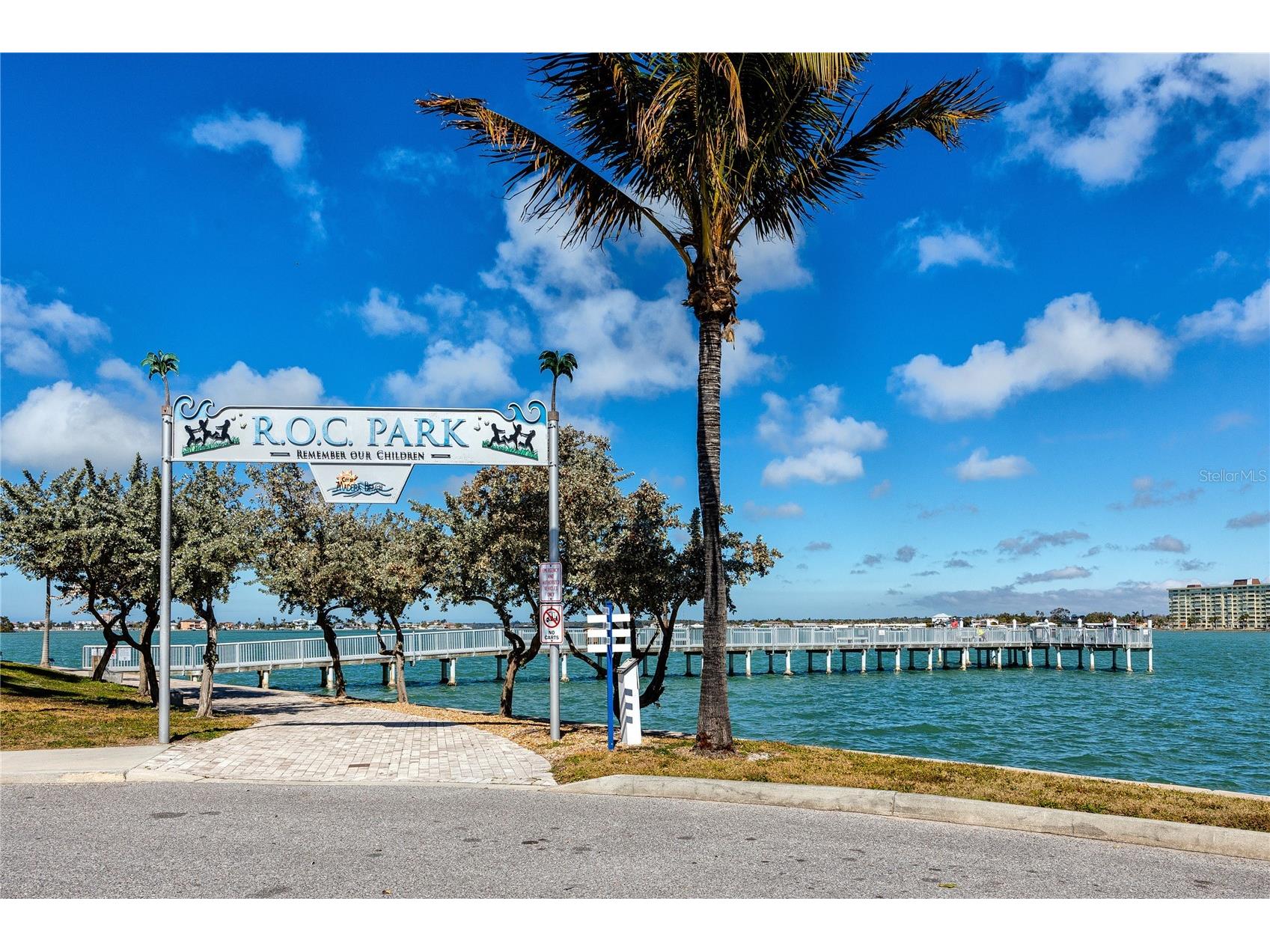 329 Medallion Boulevard #B Madeira Beach FL 33708 - BOCA CIEGA BAY TB8477695 image35