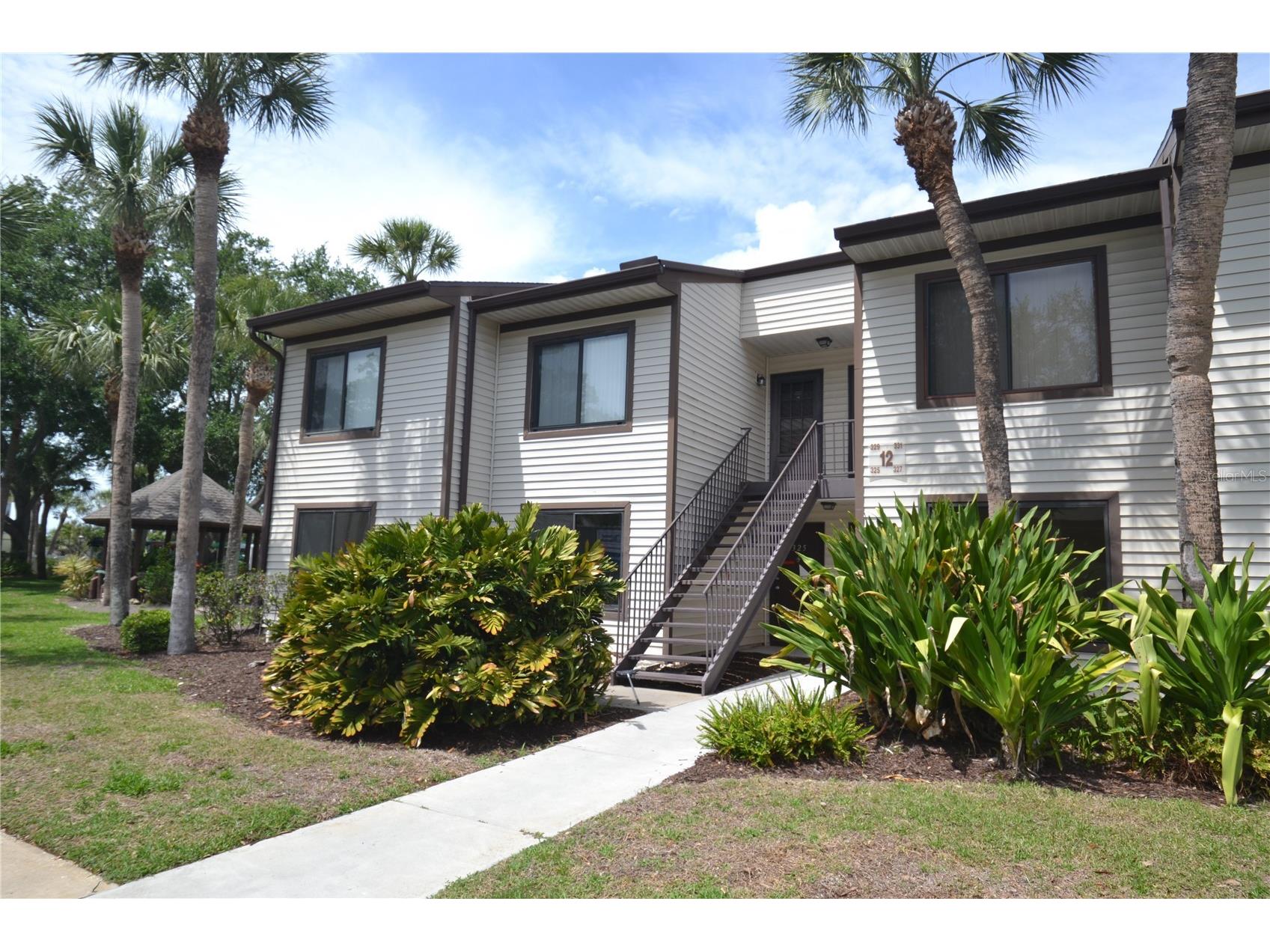 329 Moorings Cove Drive Tarpon Springs FL 34689 TB8510706 image1