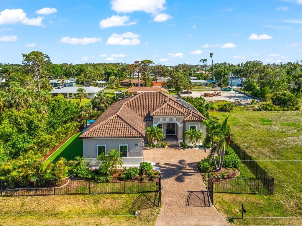 329 Myrtle Avenue Nokomis FL 34275 N6140828 image1