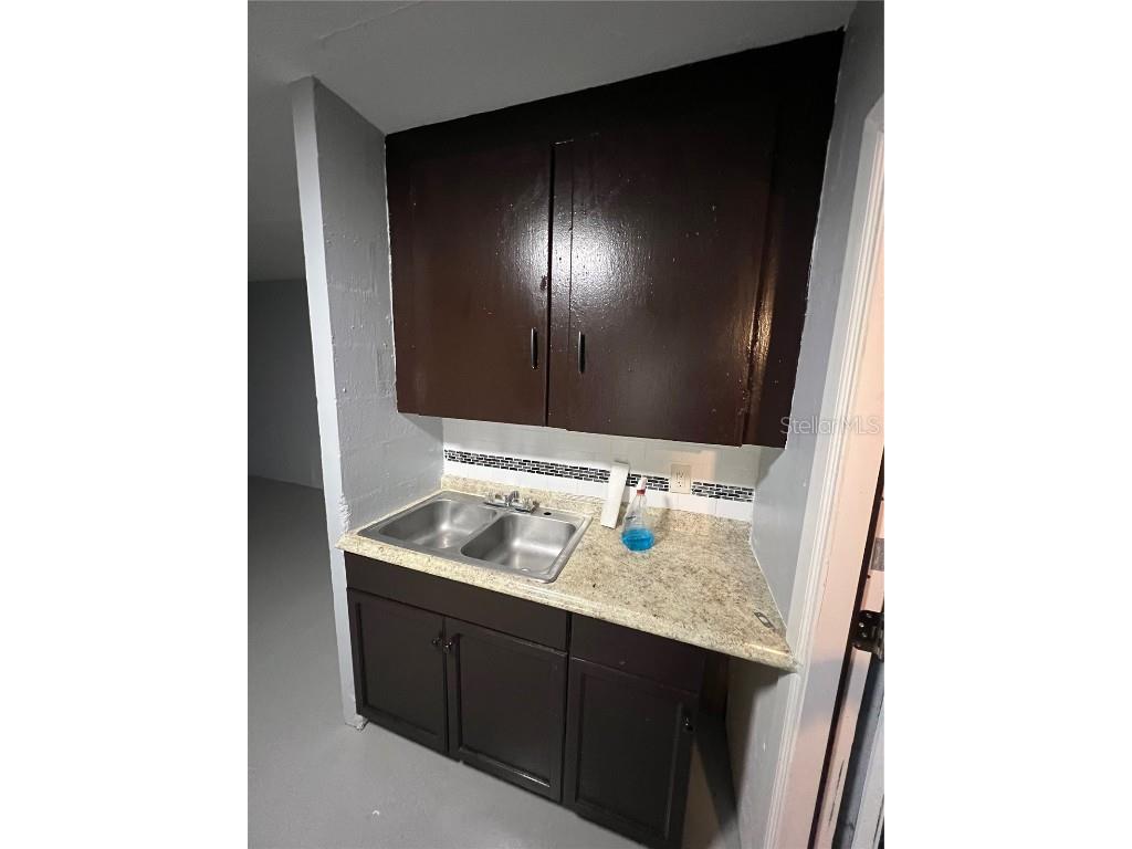 329 N Caroline Street Daytona Beach FL 32114 O6209998 image1