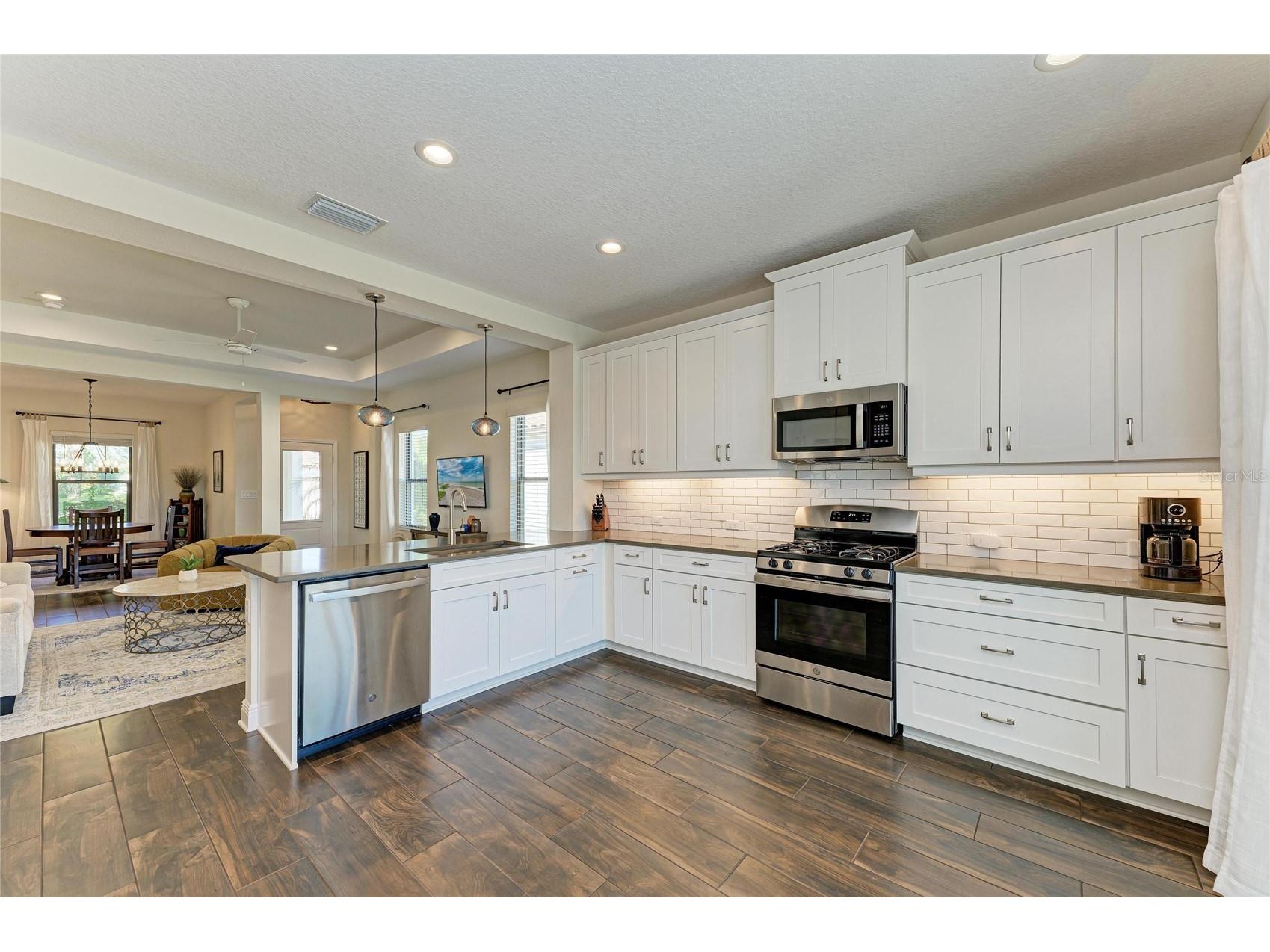 329 Palmaria Court Nokomis FL 34275 A4681652 image8