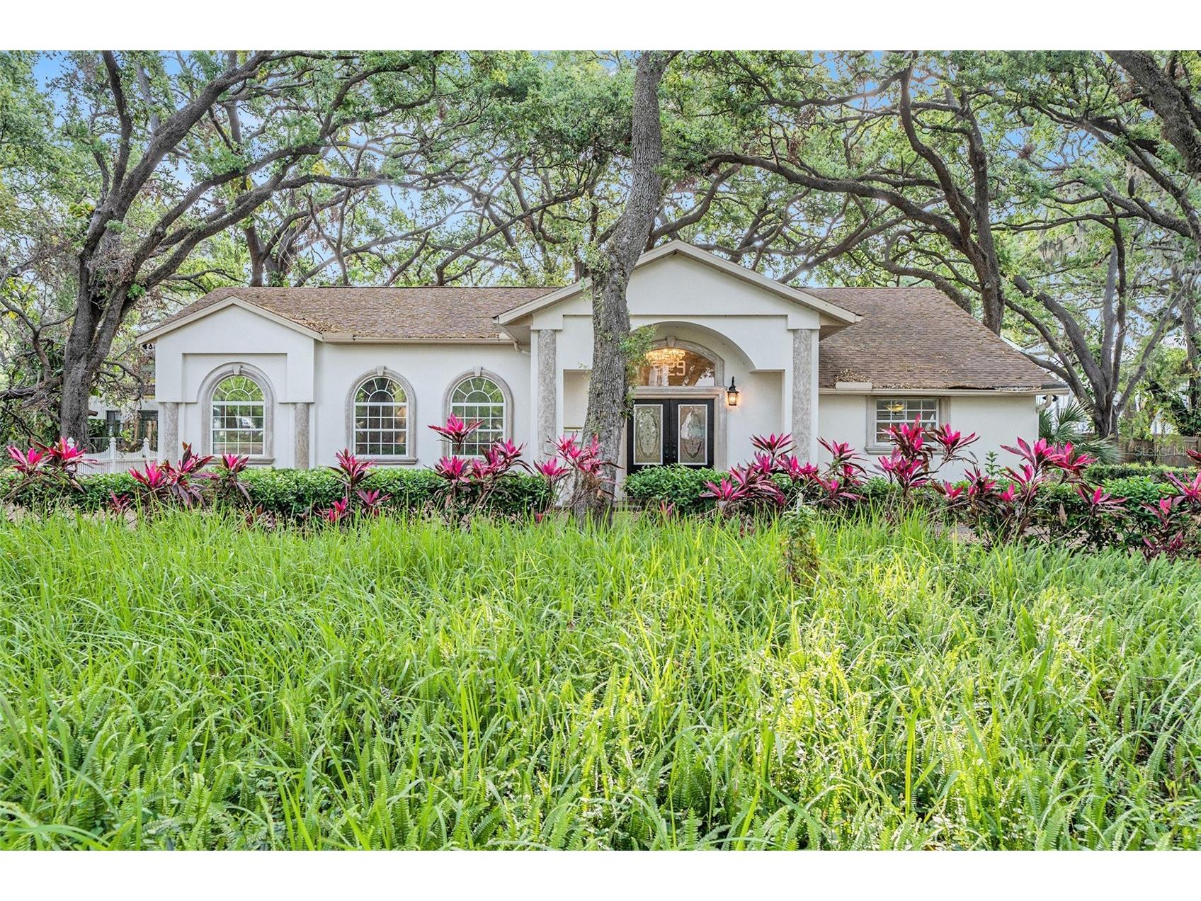 329 Pauls Drive #101 Brandon FL 33511 TB8514880 image1