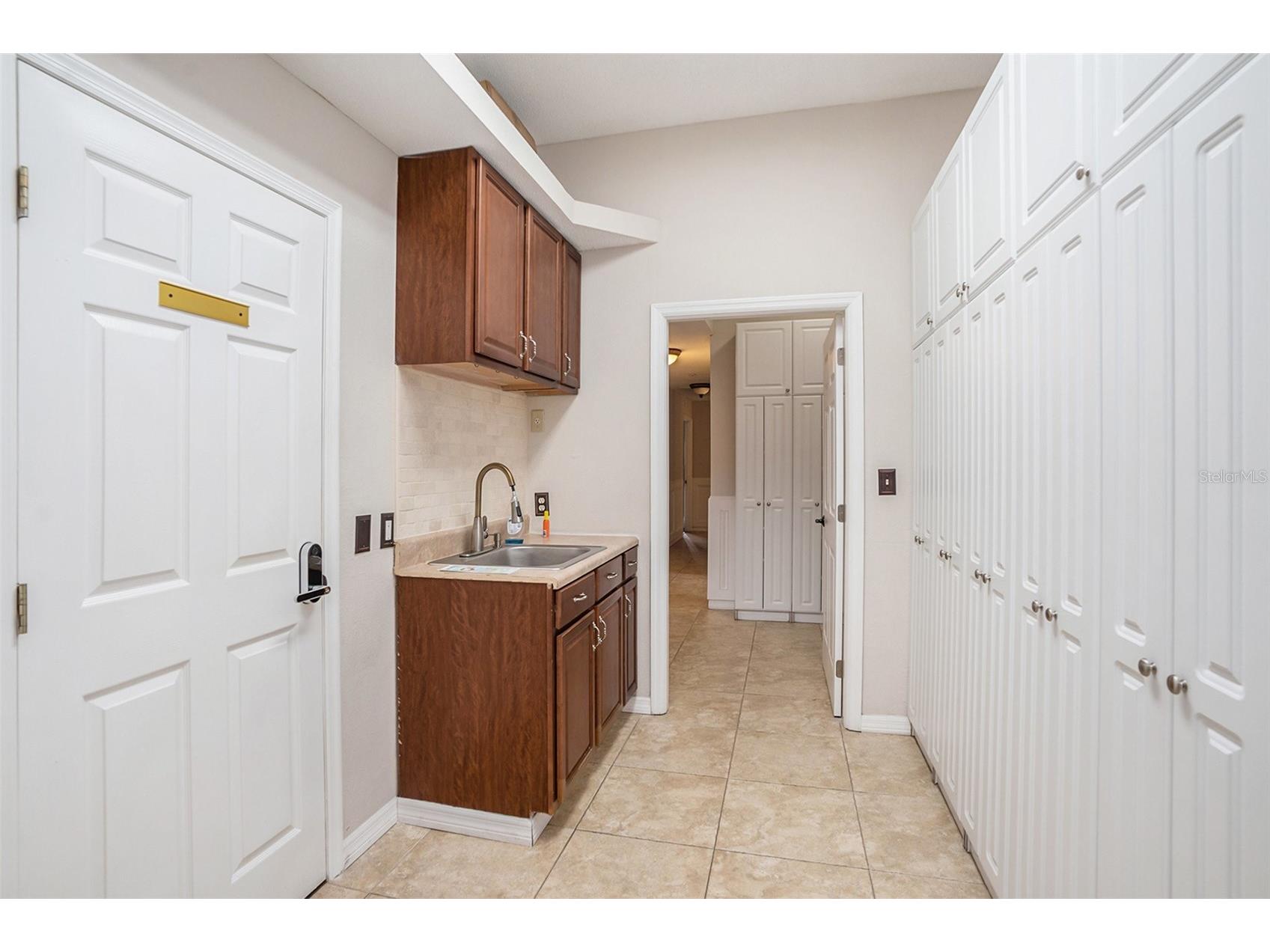 329 Pauls Drive #101 Brandon FL 33511 TB8514880 image16