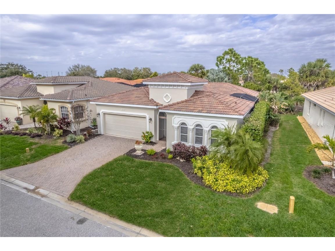 329 Rio Terra Venice FL 34285 N6131062 image1