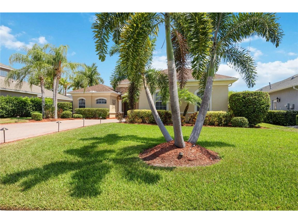 329 Snapdragon Loop Bradenton FL 34212 A4612779 image1