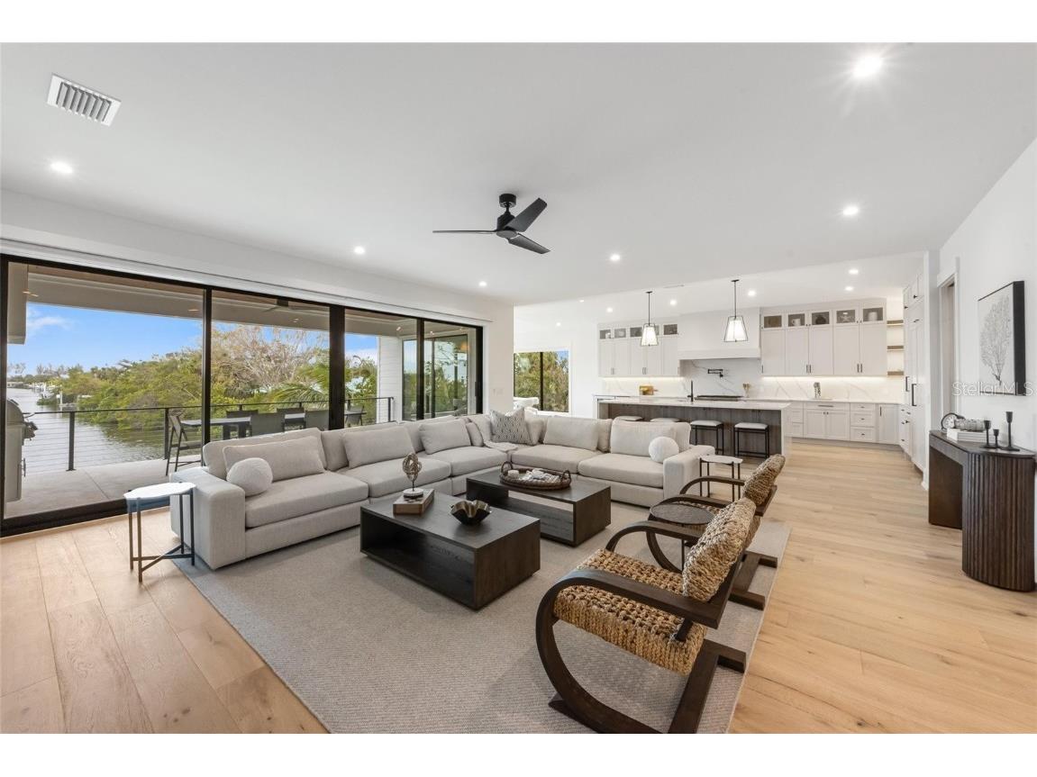 329 Tarpon Street Anna Maria FL 34216 A4632102 image4