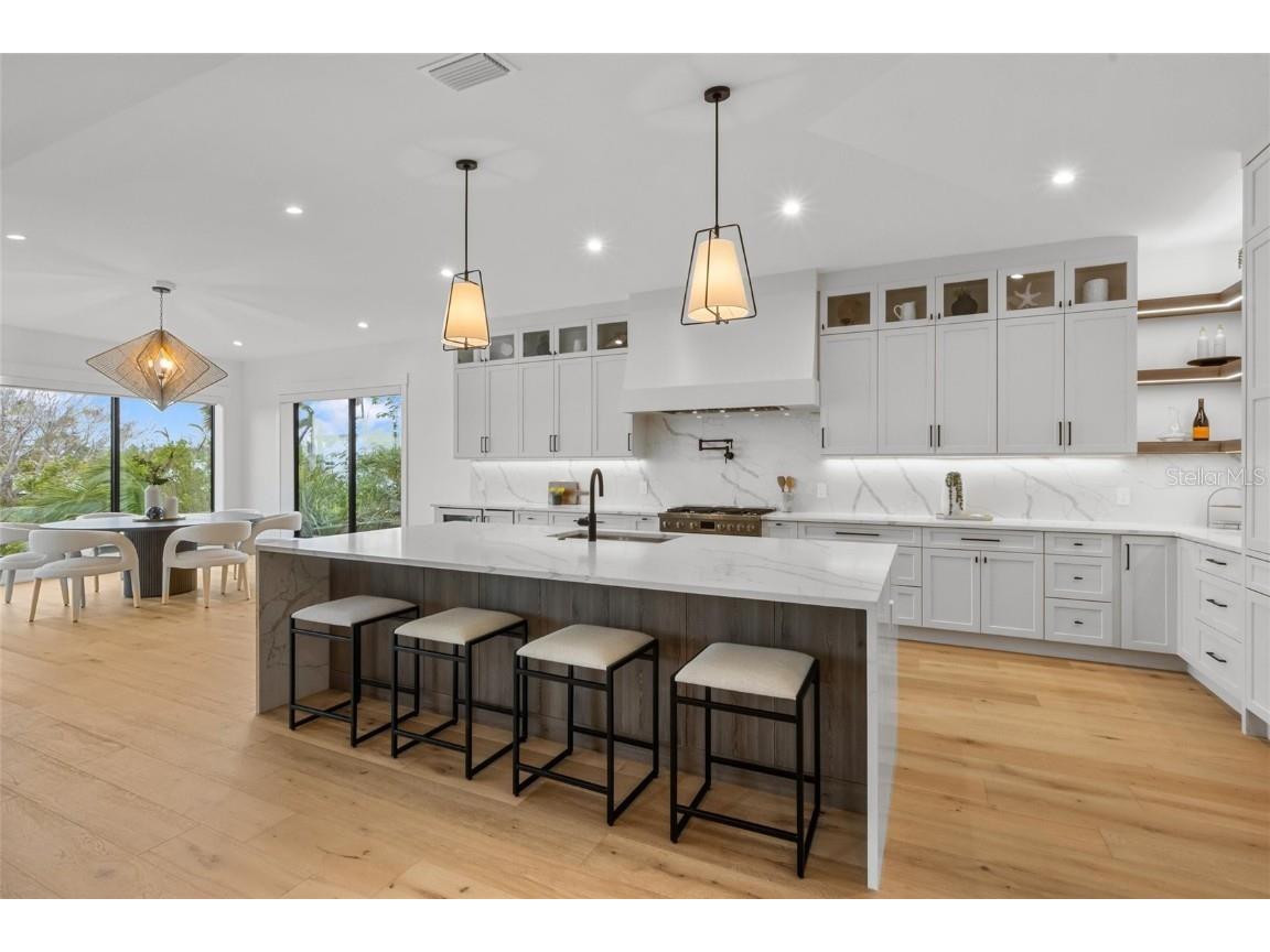 329 Tarpon Street Anna Maria FL 34216 A4632102 image5