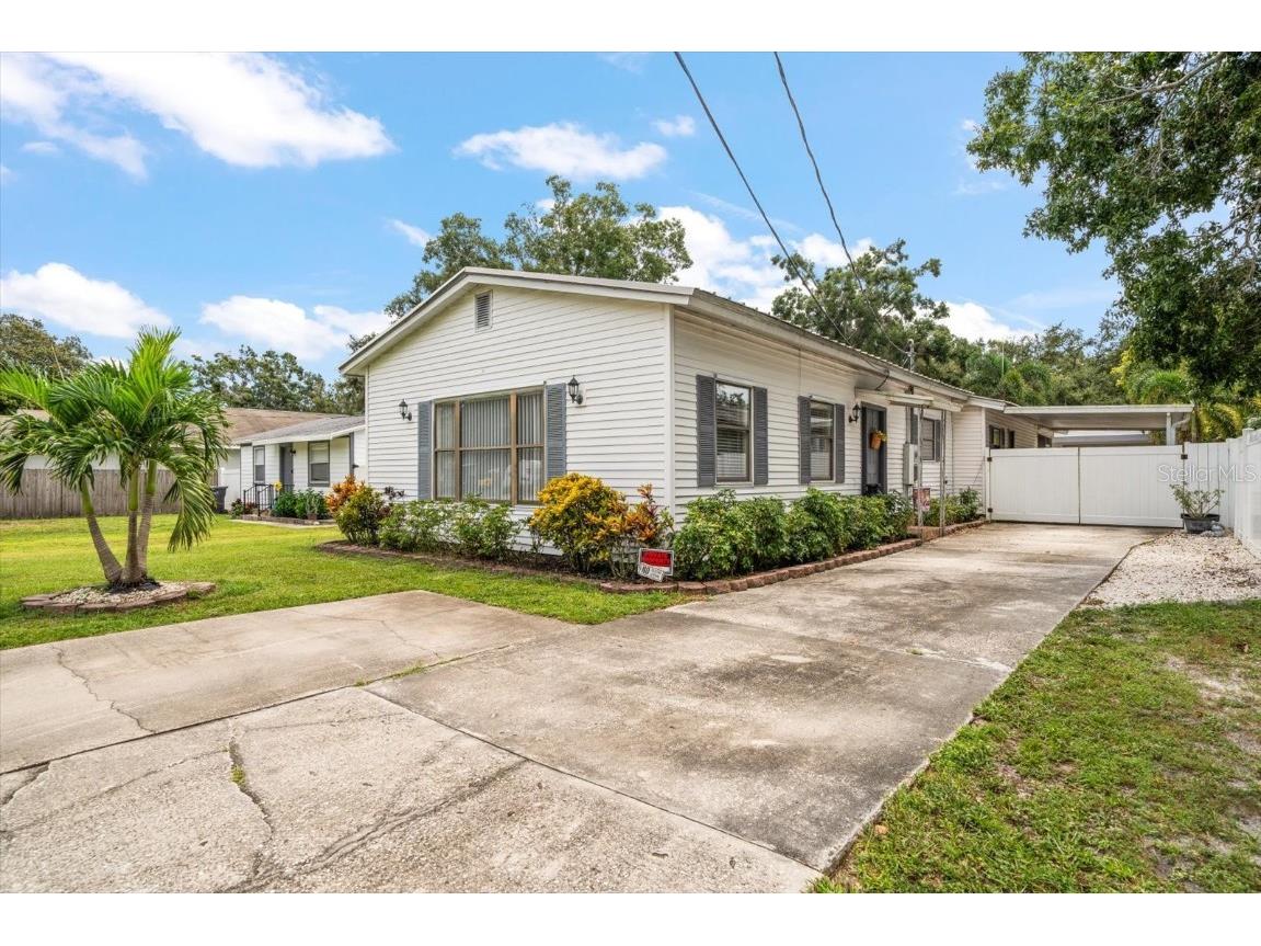 3290 70th Avenue N Saint Petersburg FL 33702 TB8421472 image1