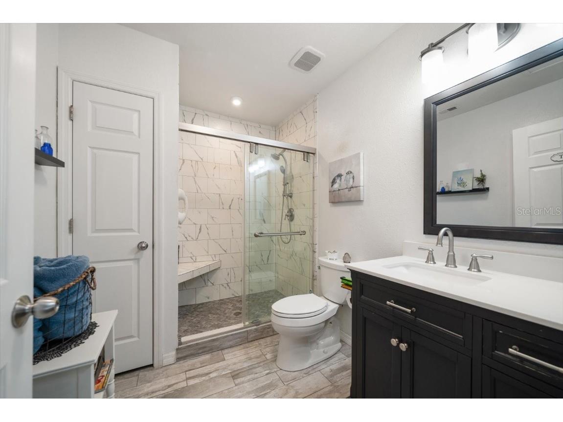 3290 70th Avenue N Saint Petersburg FL 33702 TB8421472 image12